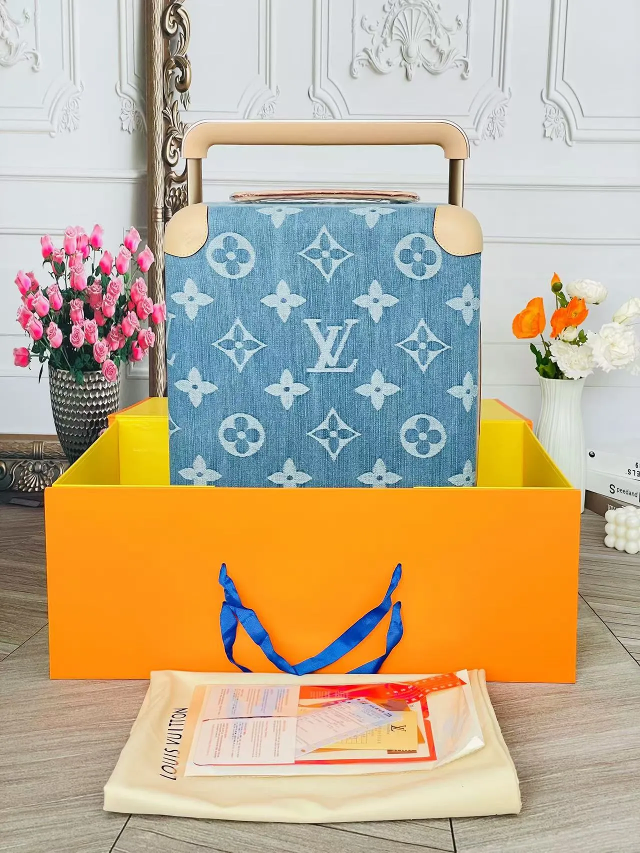 LOUIS VUITTON ブルー Horizon 4輪スーツケース - 画像 (3)