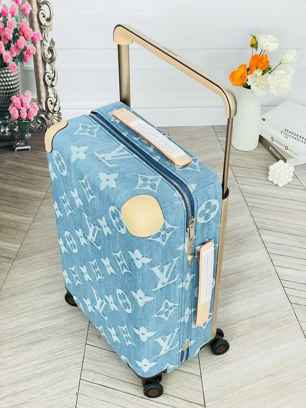 LOUIS VUITTON ブルー Horizon 4輪スーツケース - 画像 (4)