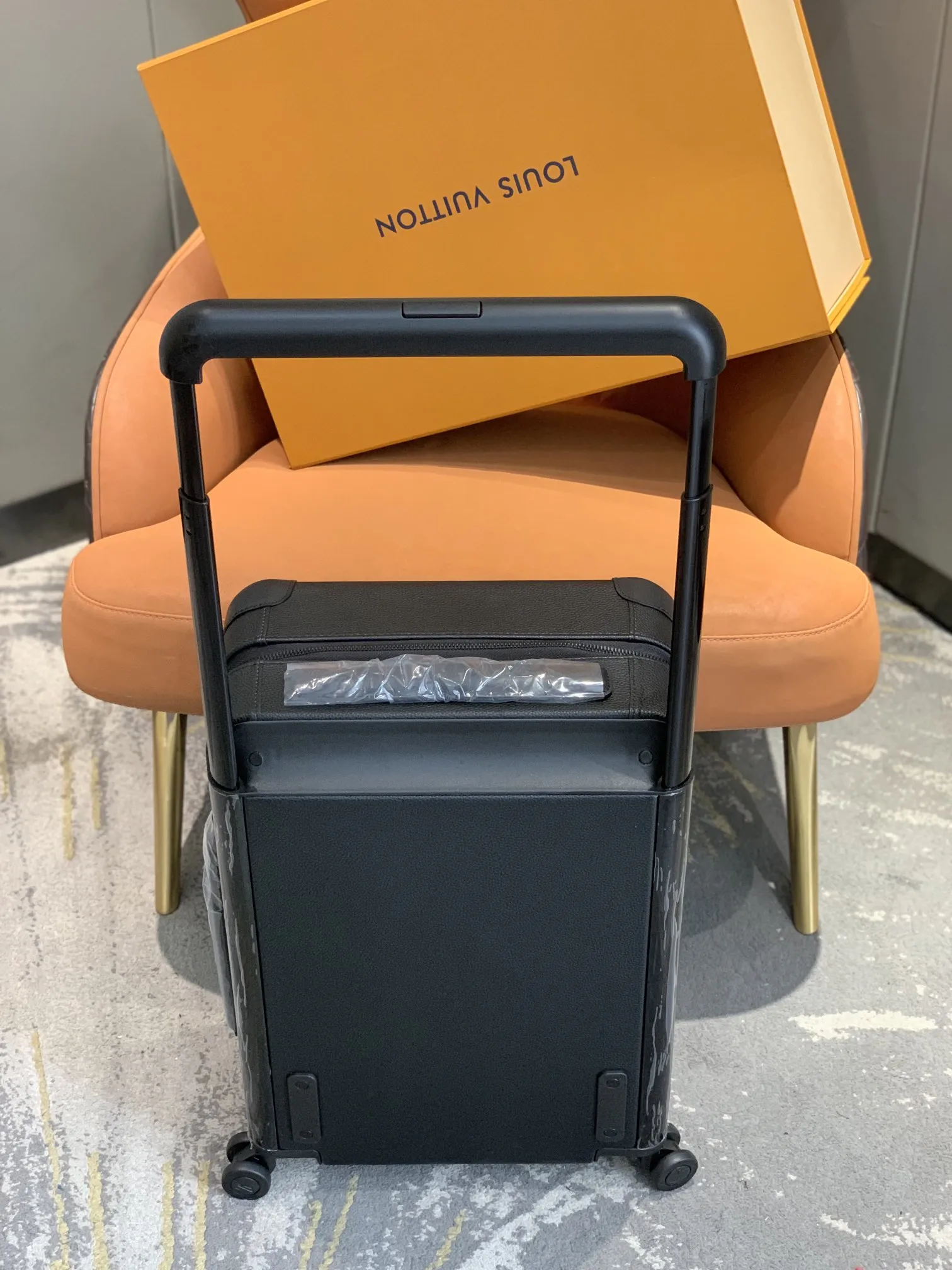 HORIZON 四輪キャリーケース ブラック 20インチ - 画像 (7)