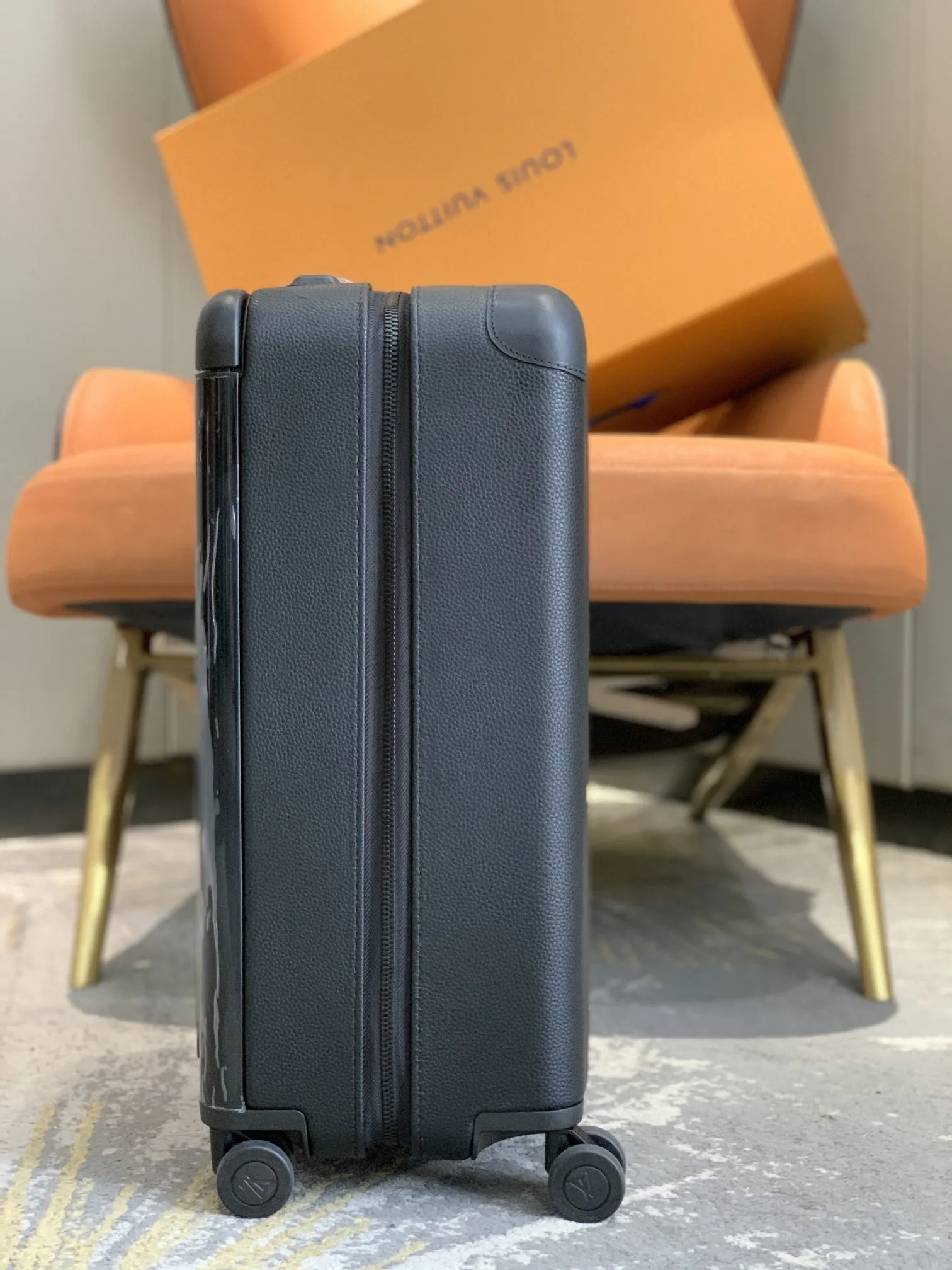 HORIZON 四輪キャリーケース ブラック 20インチ - 画像 (9)