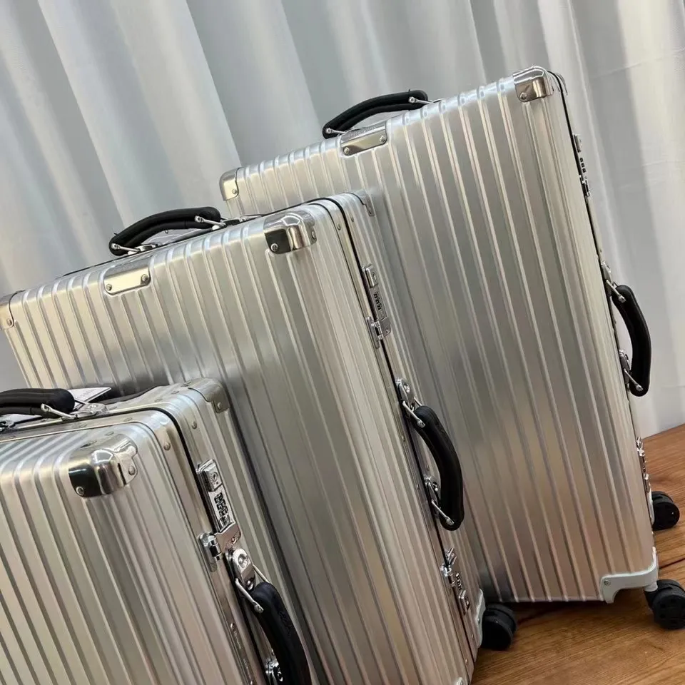 Rimowa Classic シルバー 3サイズセット - 画像 (3)