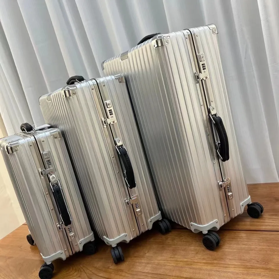Rimowa Classic シルバー 3サイズセット - 画像 (4)