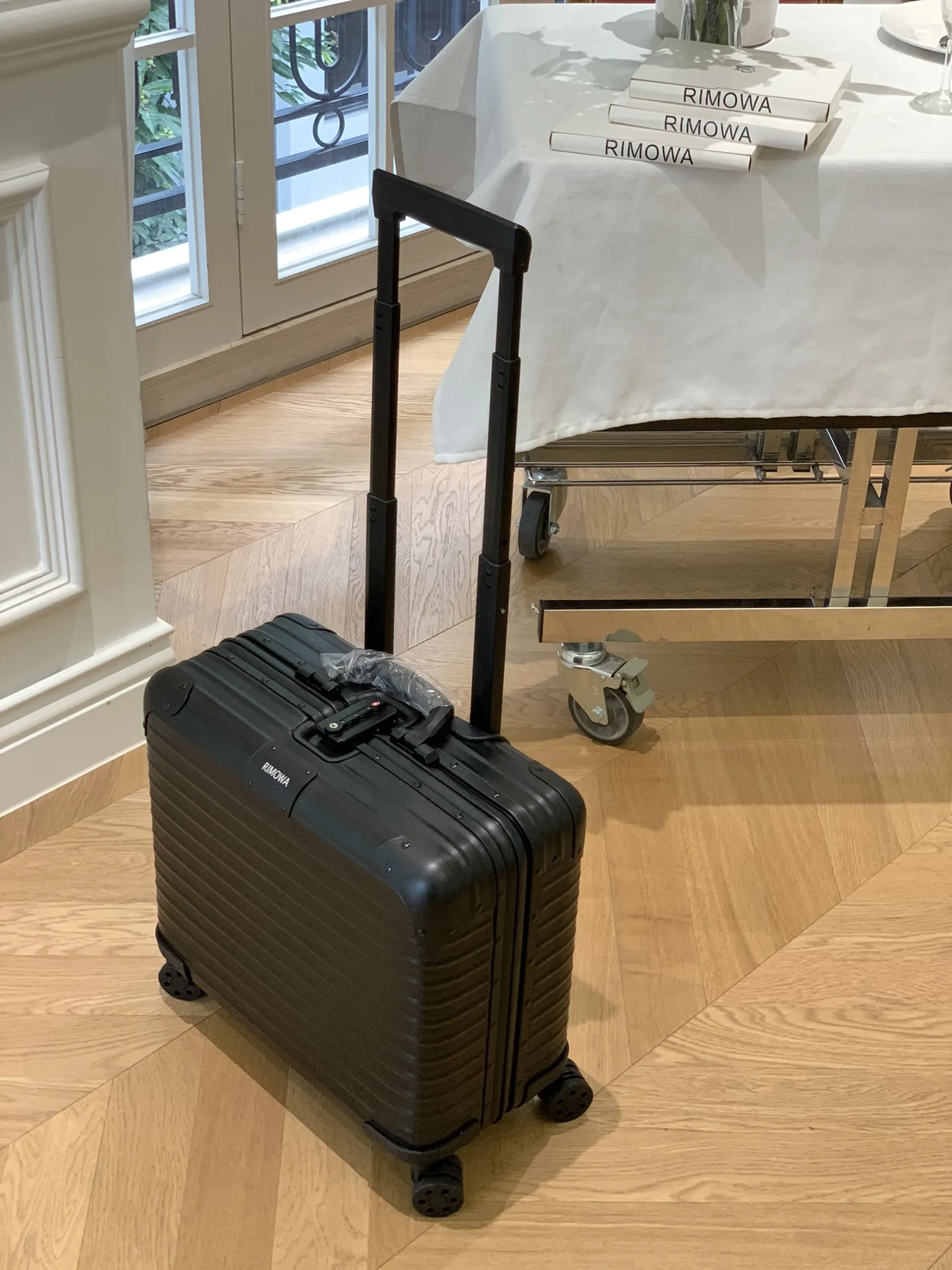 RIMOWA Original Compact 16inch ブラック 商務キャリーケース - 画像 (3)