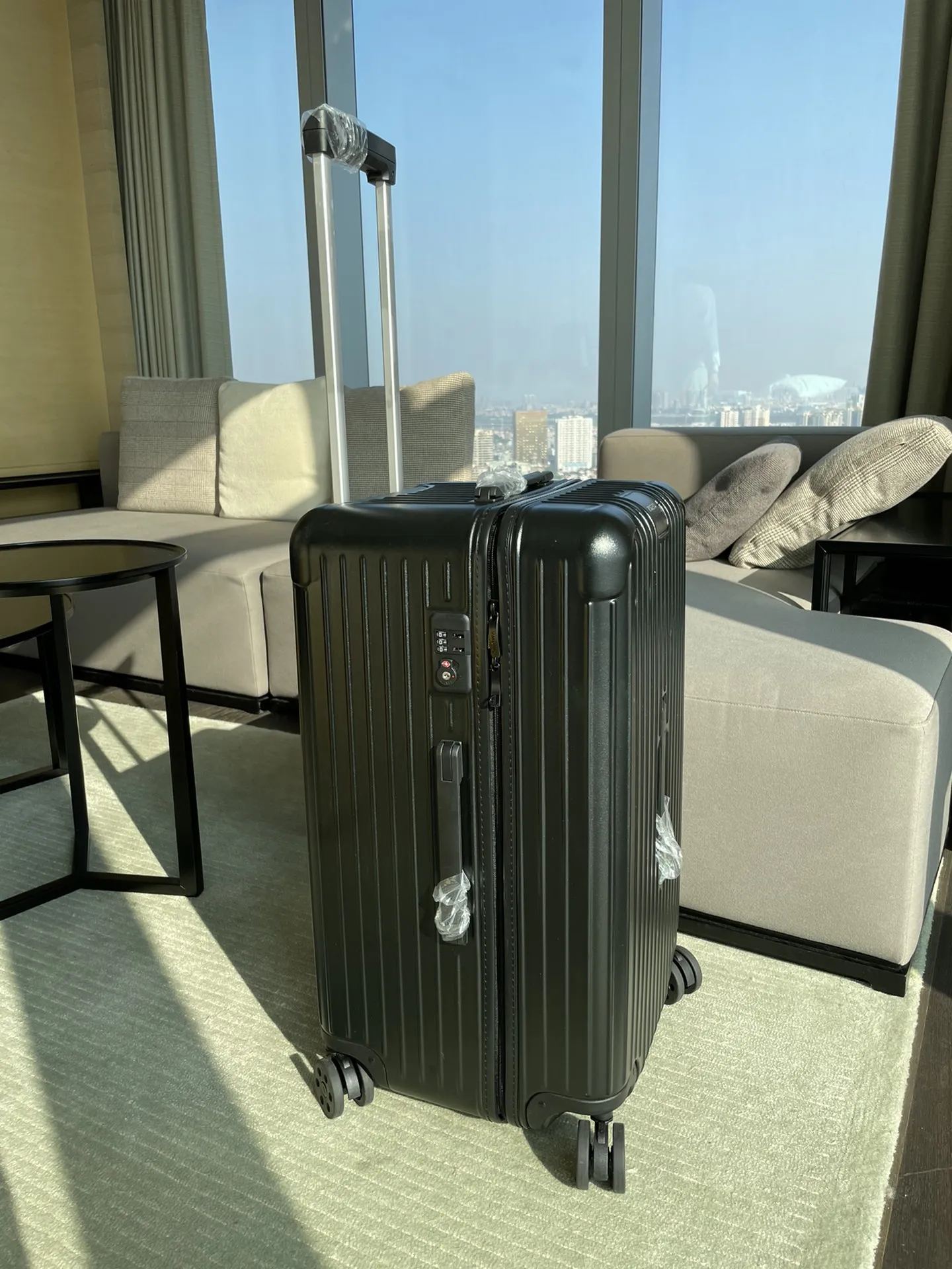 RIMOWA Trunk 黒色 スポーツモデルPC - 画像 (3)