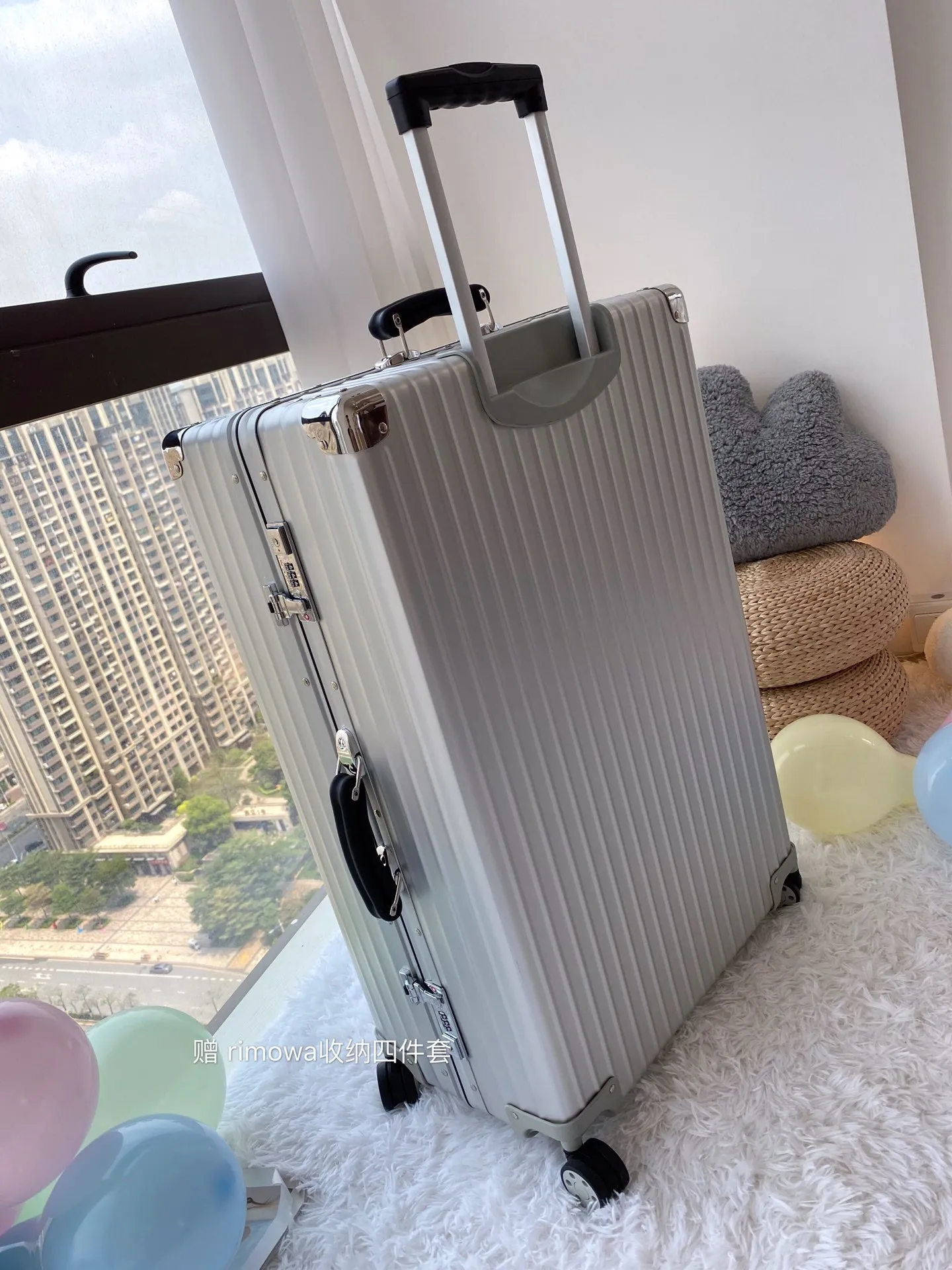 Rimowa 972至尊版 シルバー 26インチスーツケース - 画像 (3)