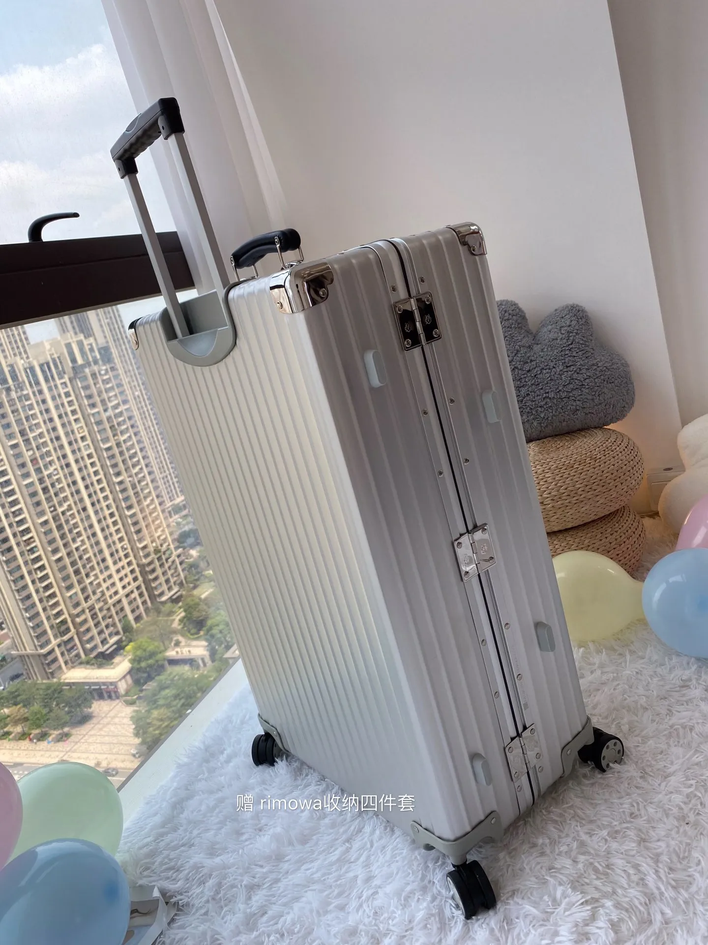 Rimowa 972至尊版 シルバー 26インチスーツケース - 画像 (4)