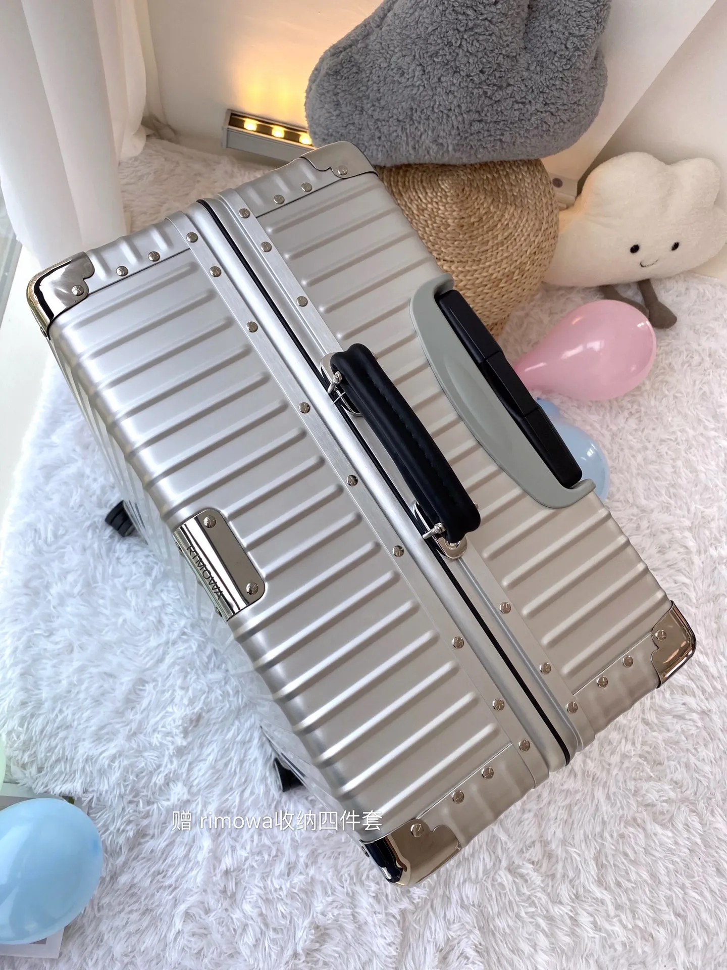 Rimowa 972至尊版 シルバー 26インチスーツケース - 画像 (5)