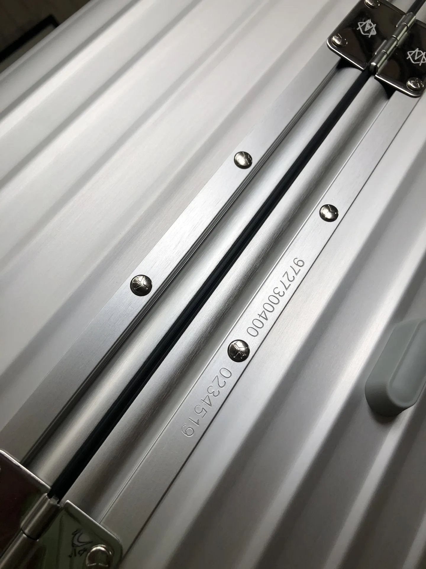 リモワClassic972 シルバー 20-26-30インチ - 画像 (5)