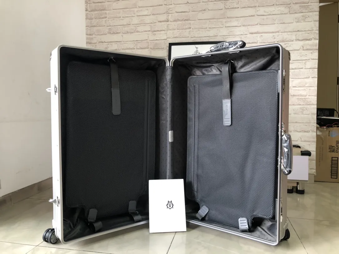 リモワClassic972 シルバー 20-26-30インチ - 画像 (10)