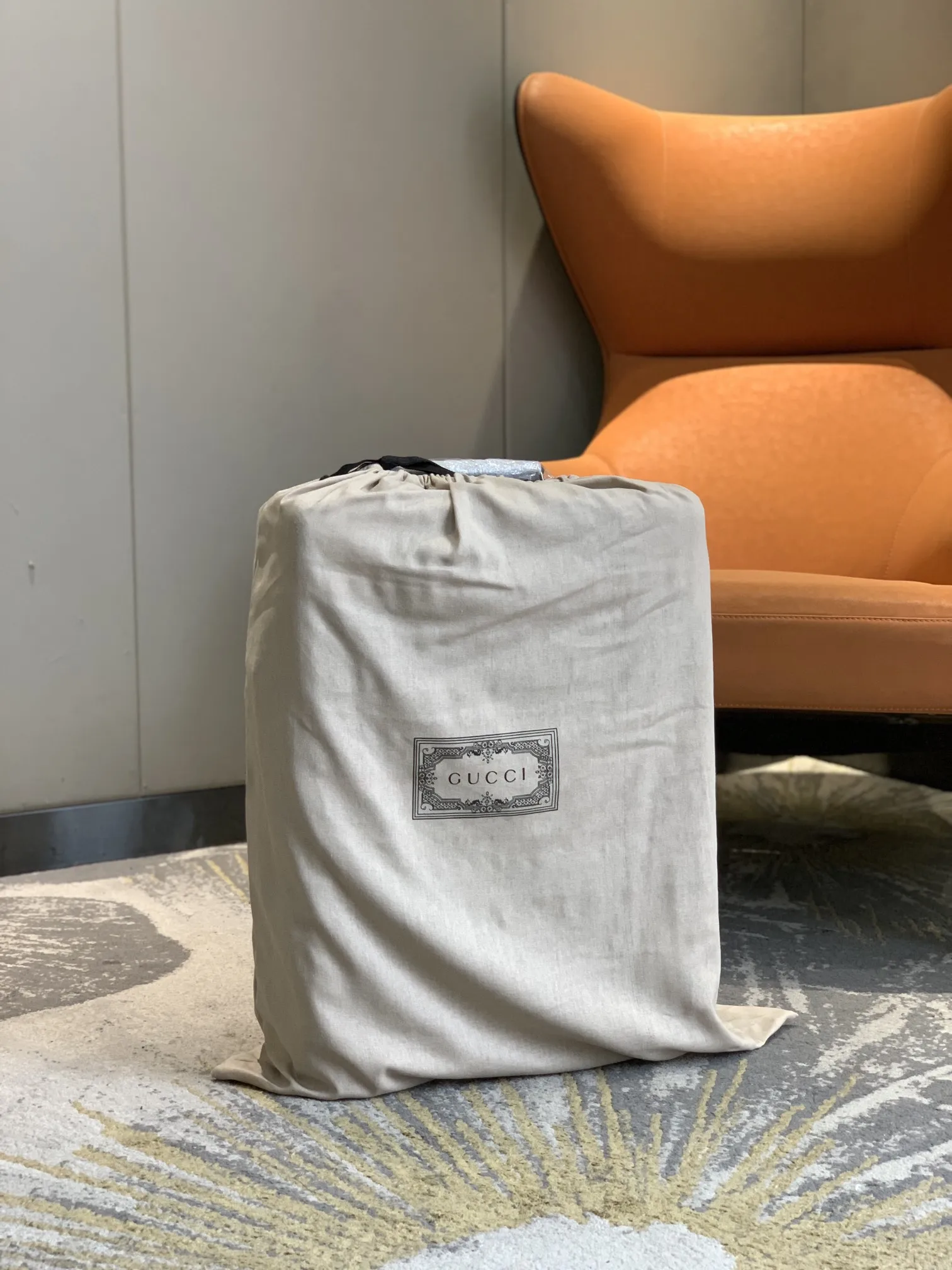 Globe-Trotter GUCCI コラボ黒スーツケース - 画像 (9)