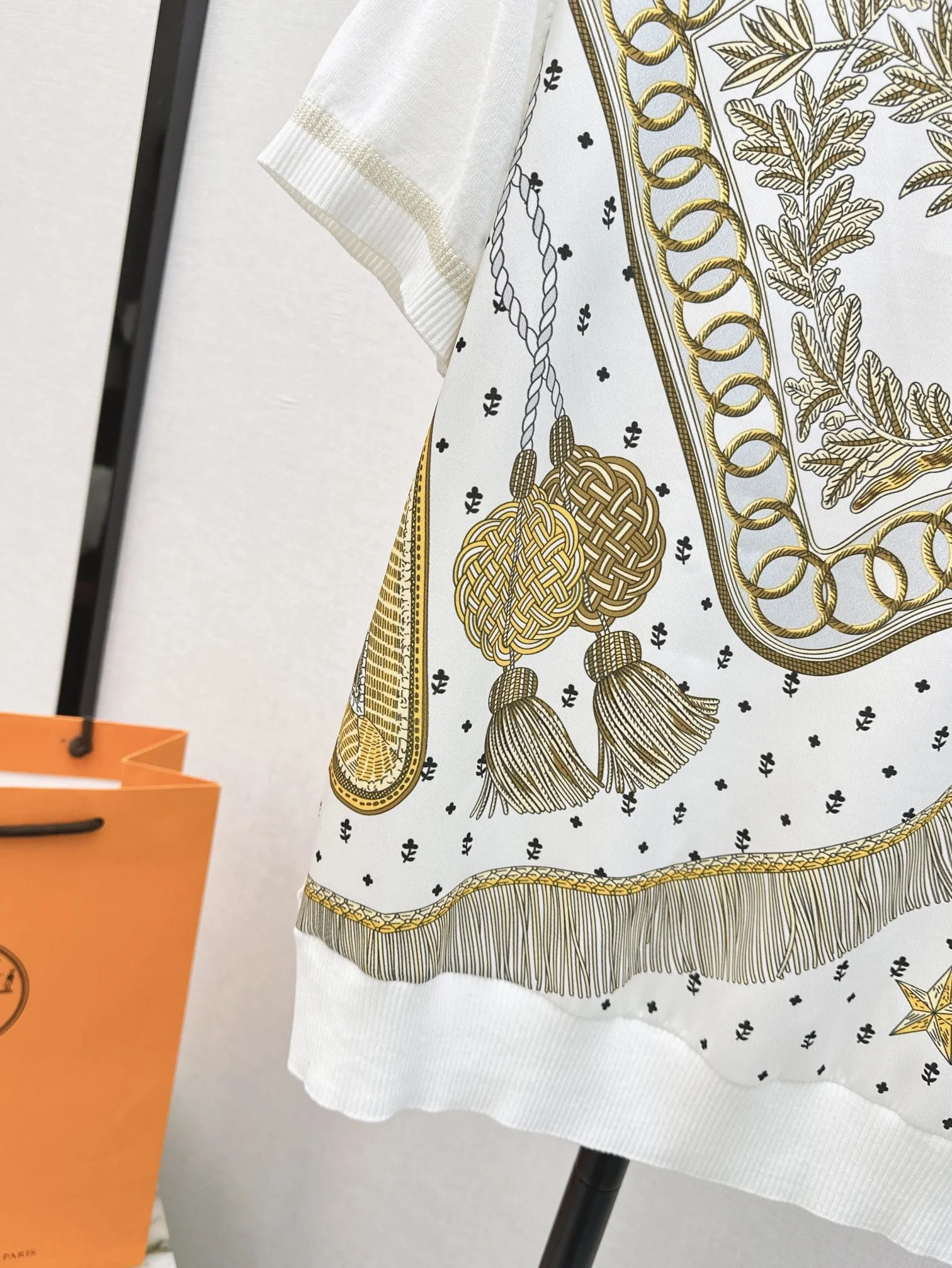 Hermes 24Ss 新作白プリント半袖Tシャツ - 画像 (9)