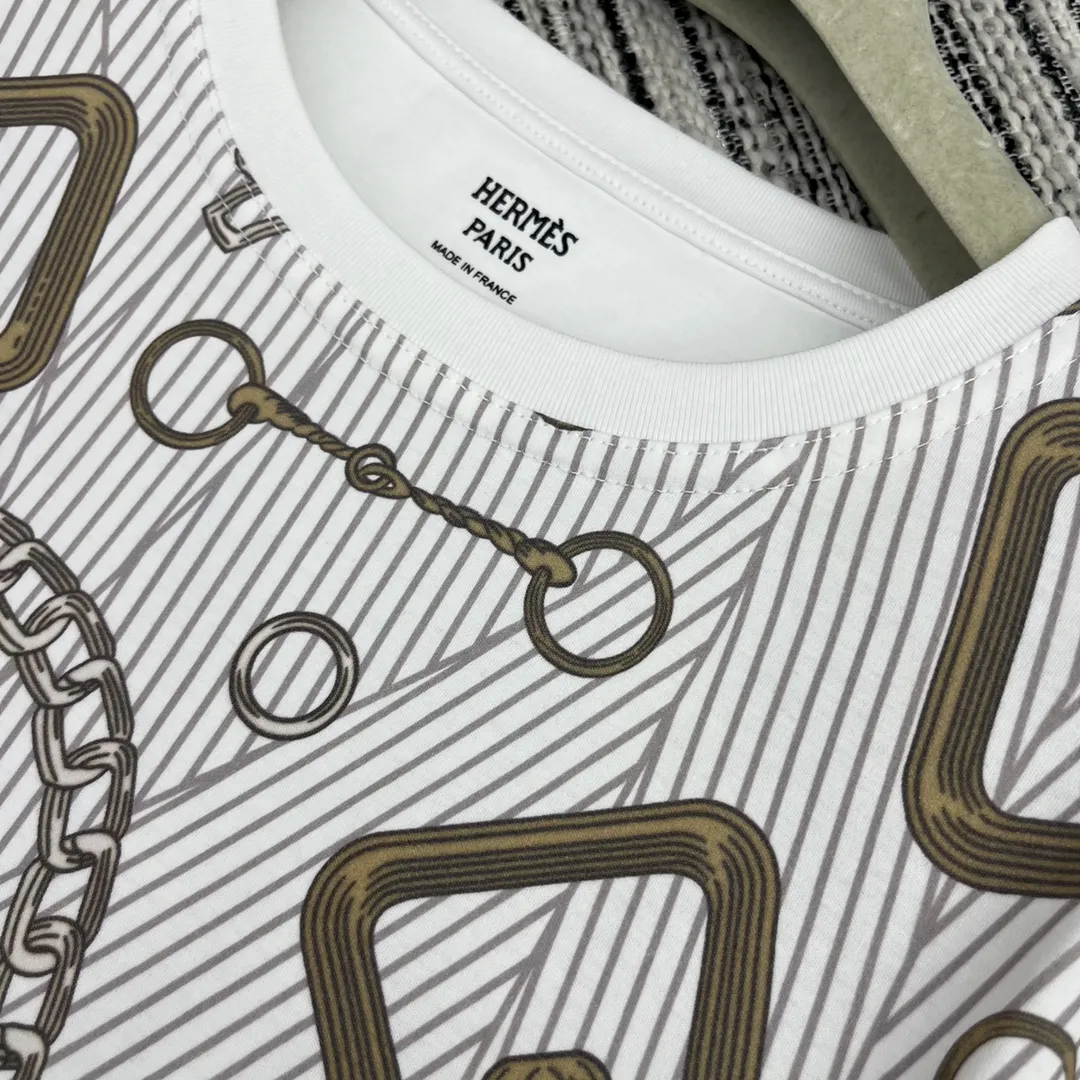 Her*チェーンプリント半袖Tシャツ新作白 - 画像 (8)