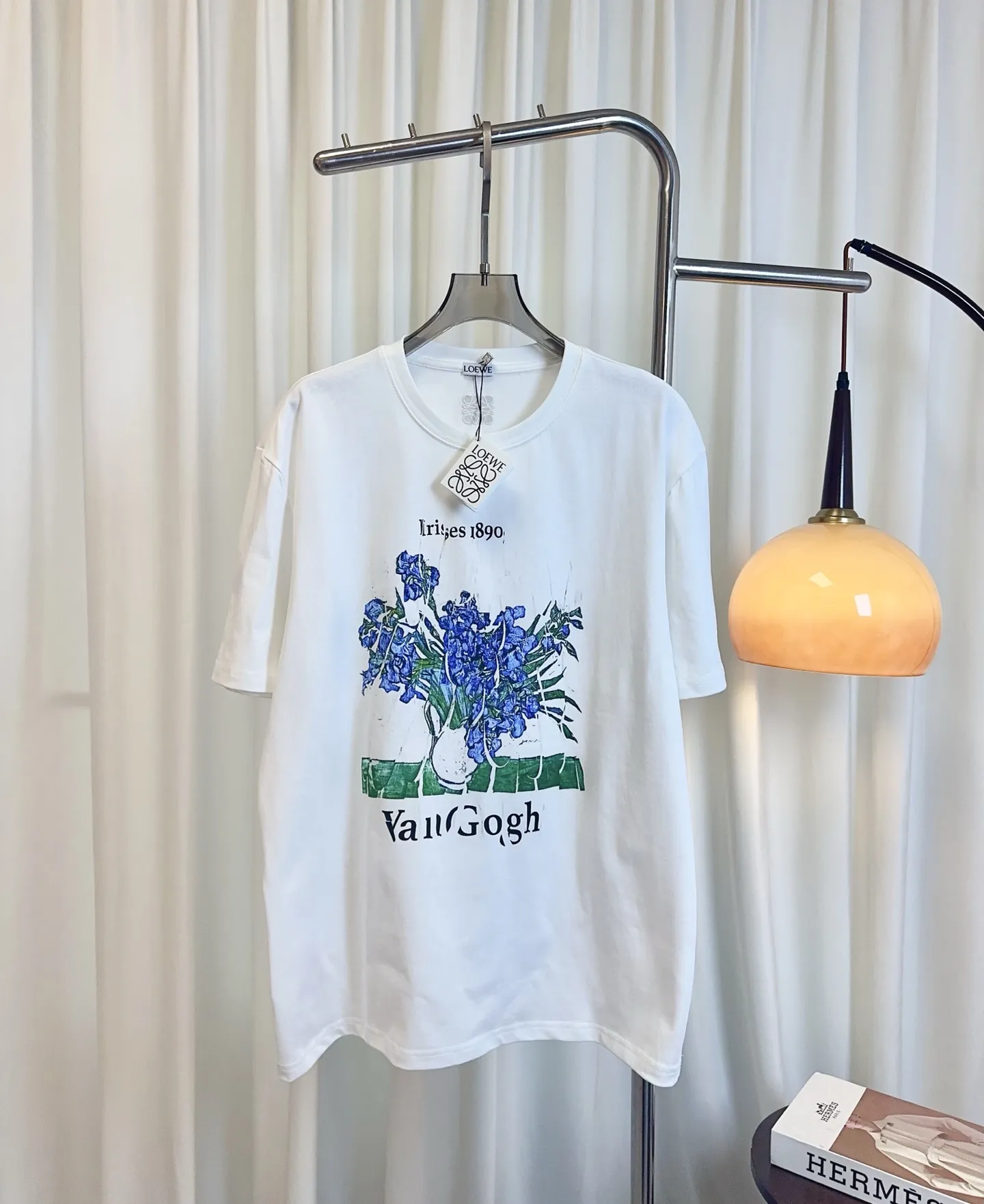 LOEWE新作白プリント半袖Tシャツ
