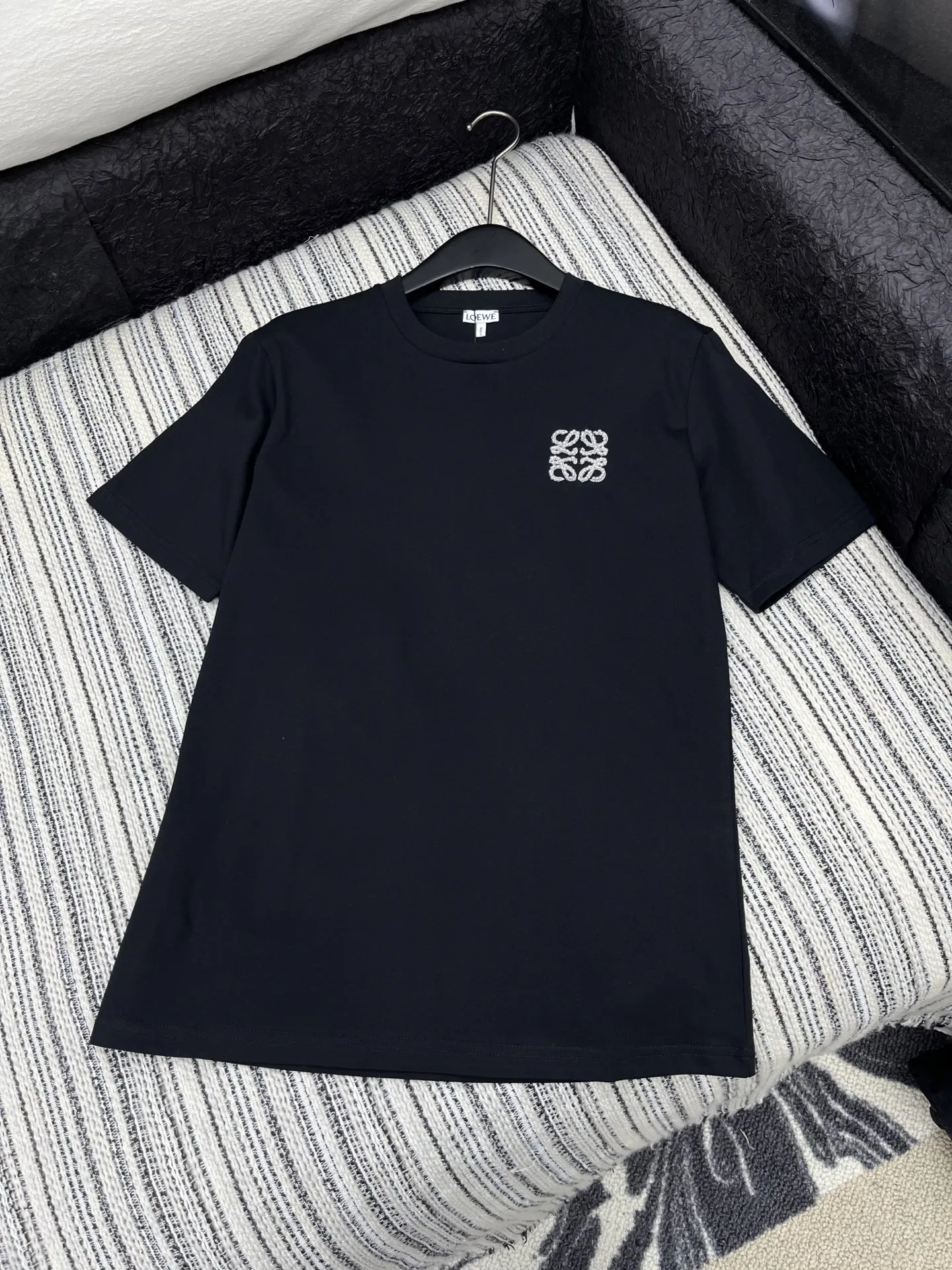Loewe 25シリーズ新作黒半袖Tシャツ