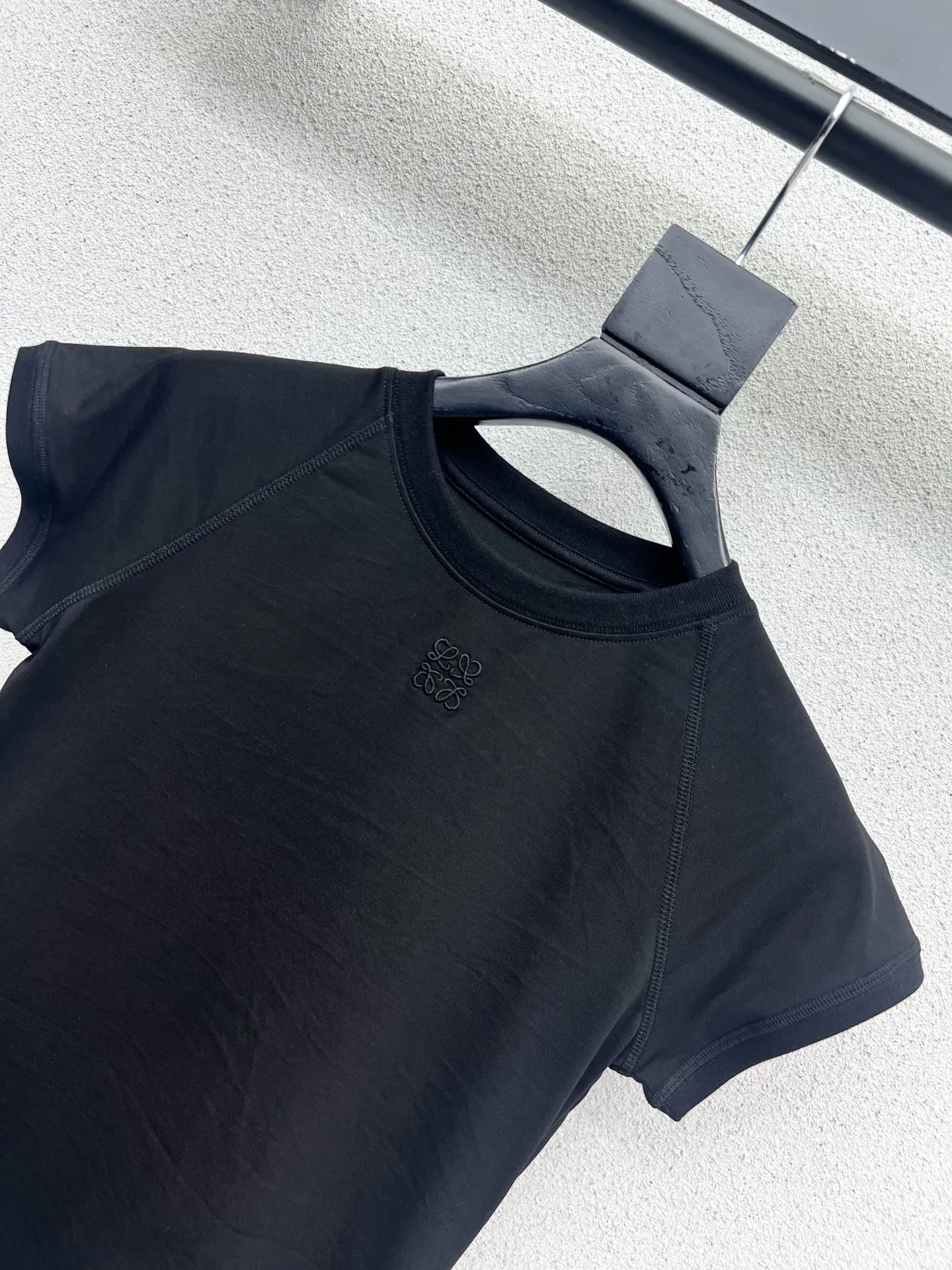 ロエウェ半袖Tシャツ新作黒白高級 - 画像 (4)