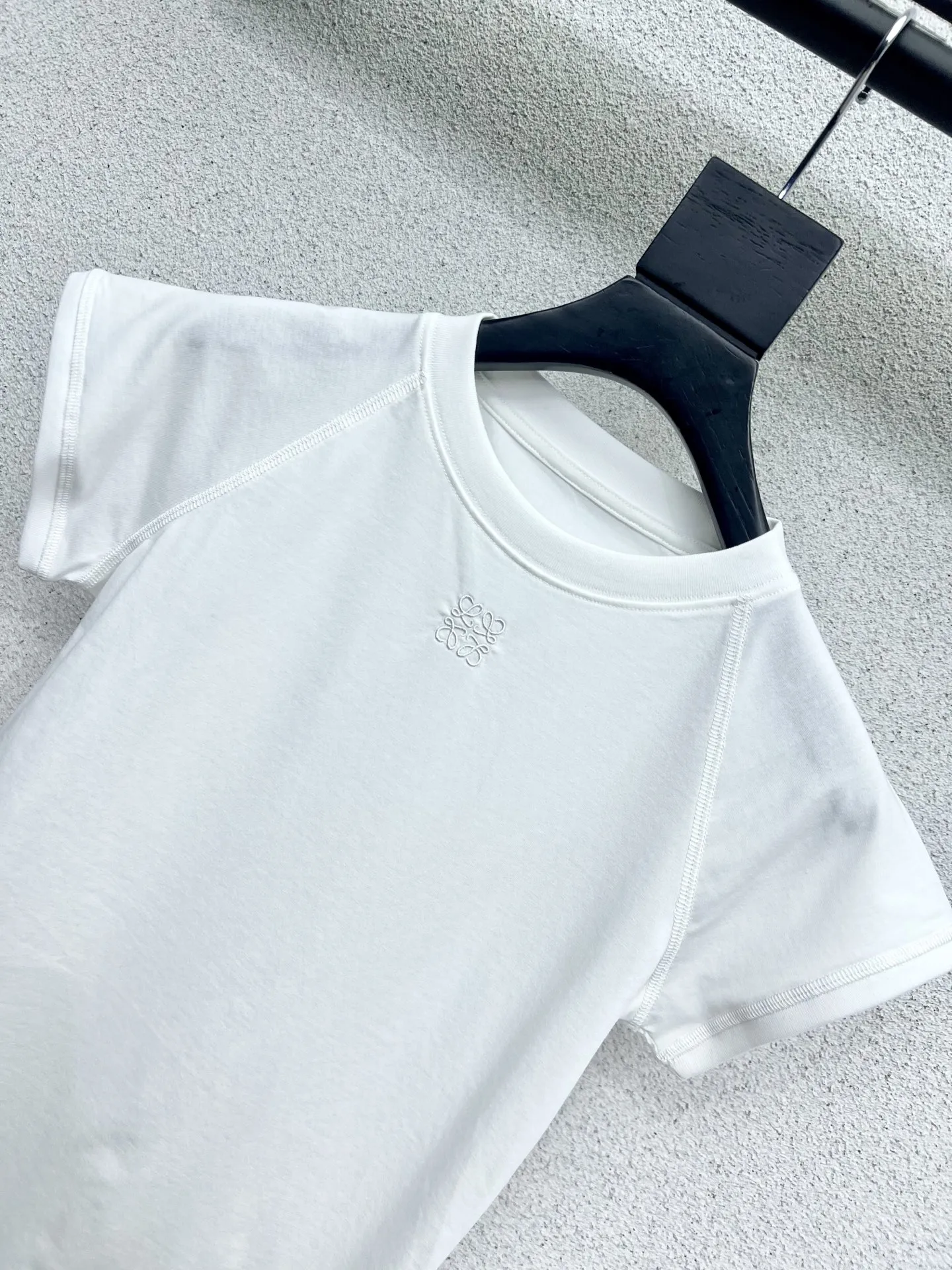 ロエウェ半袖Tシャツ新作黒白高級 - 画像 (7)