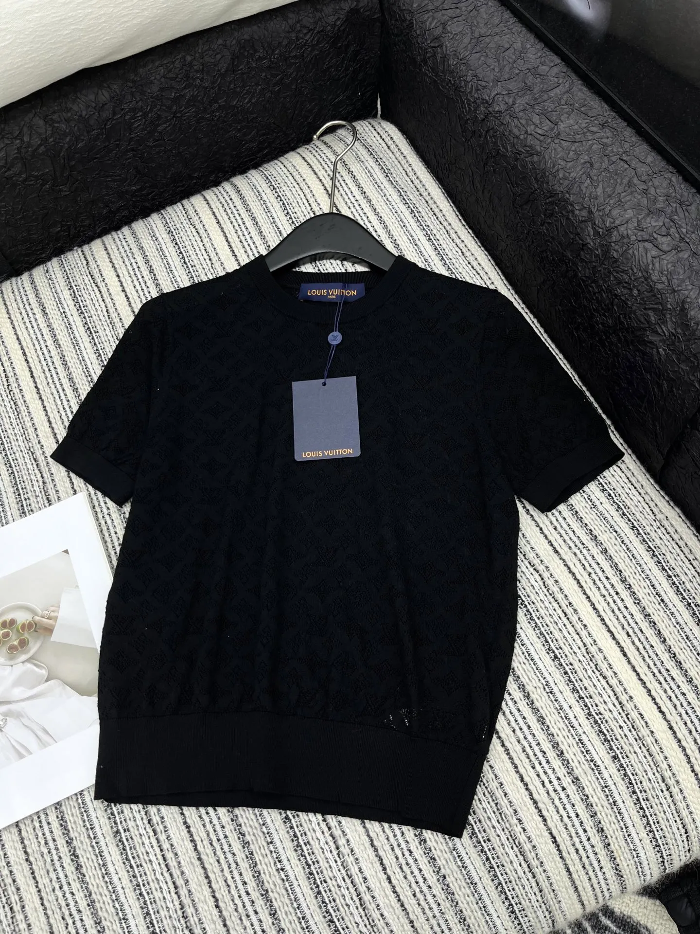 Louis Vuitton 2025SS新作黒ニット半袖Tシャツ