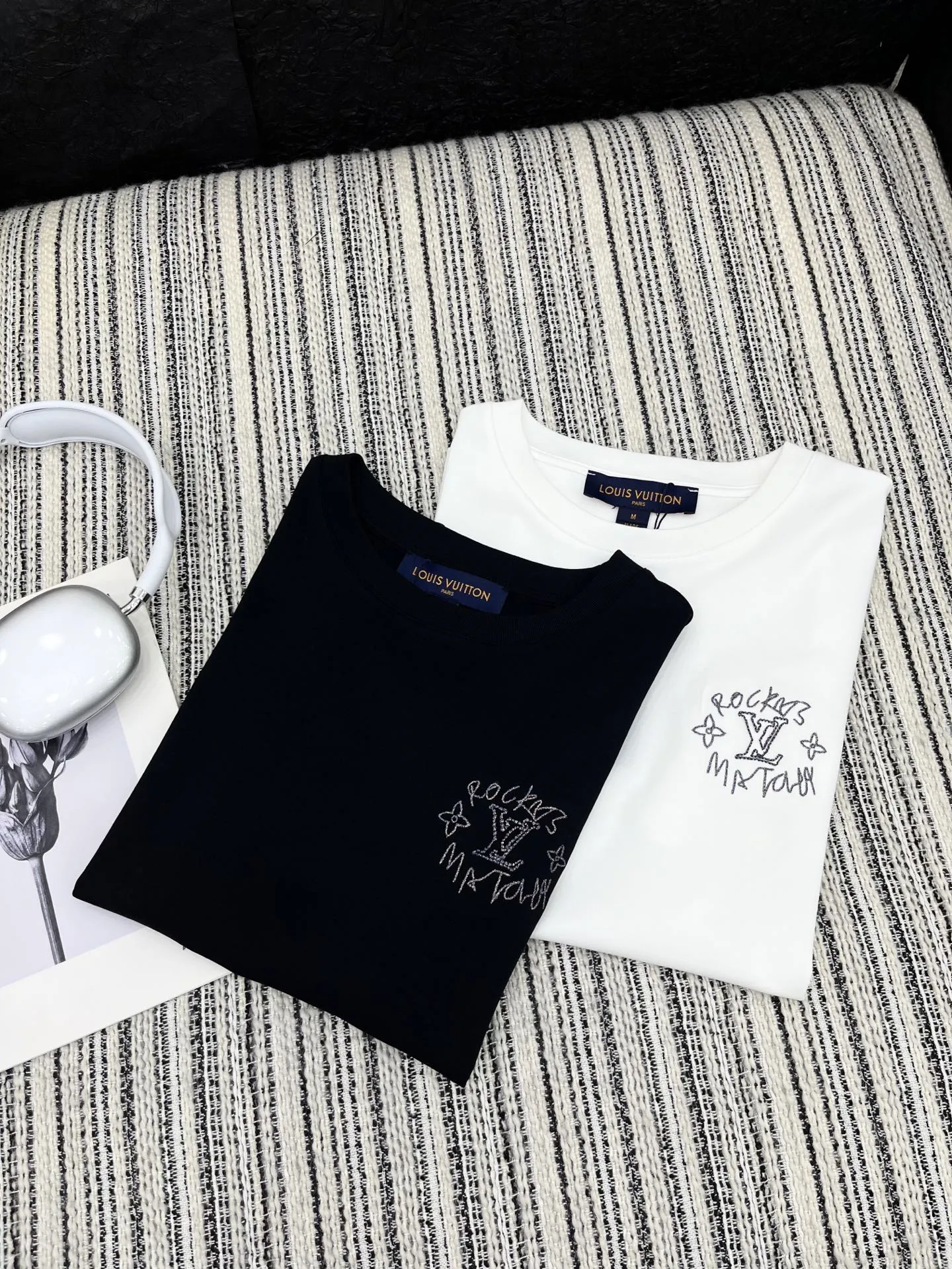 Louis Vuitton 黒 新作プリント半袖Tシャツ - 画像 (6)