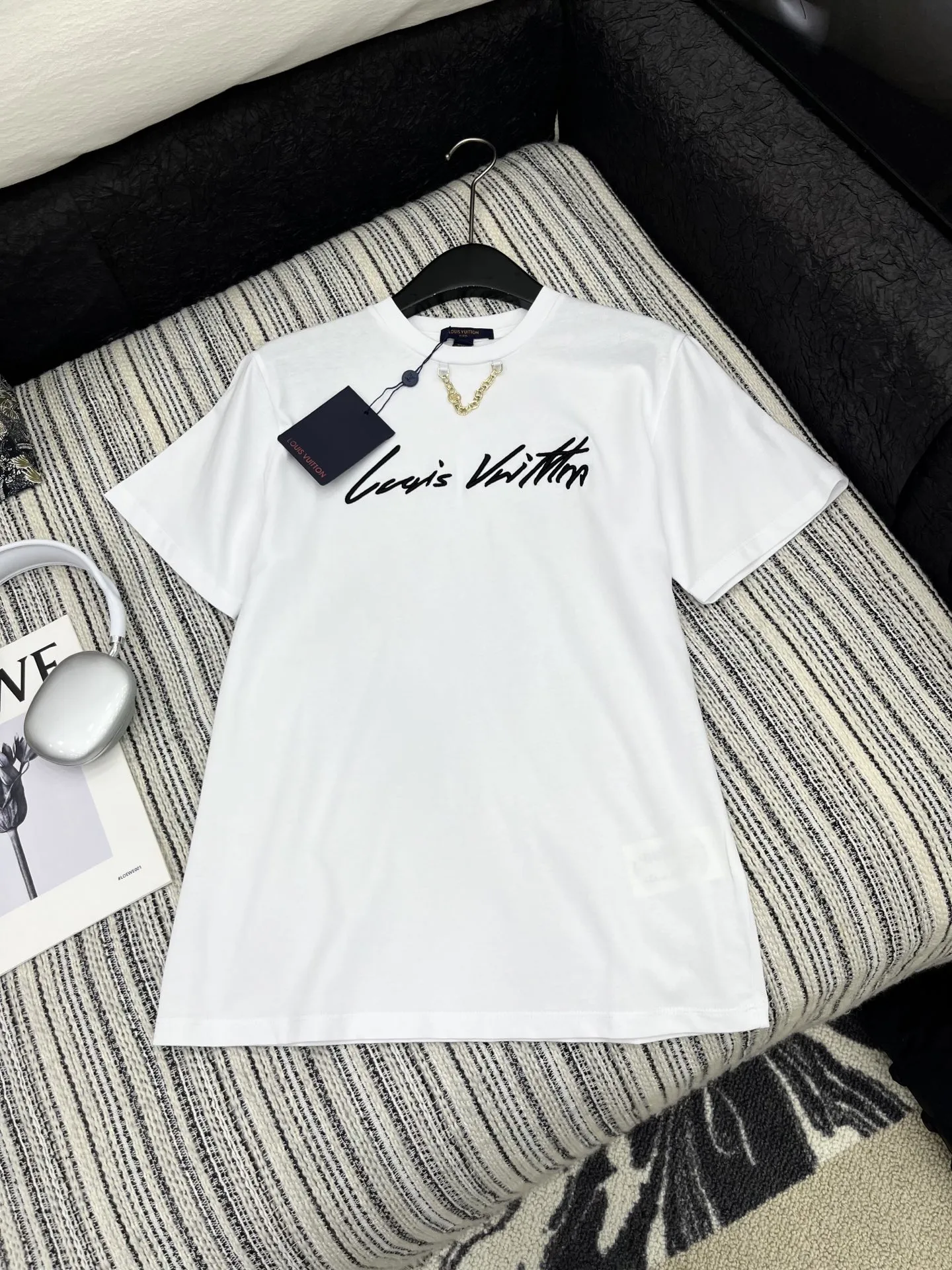 Louis Vuitton新作黒プリント半袖Tシャツ