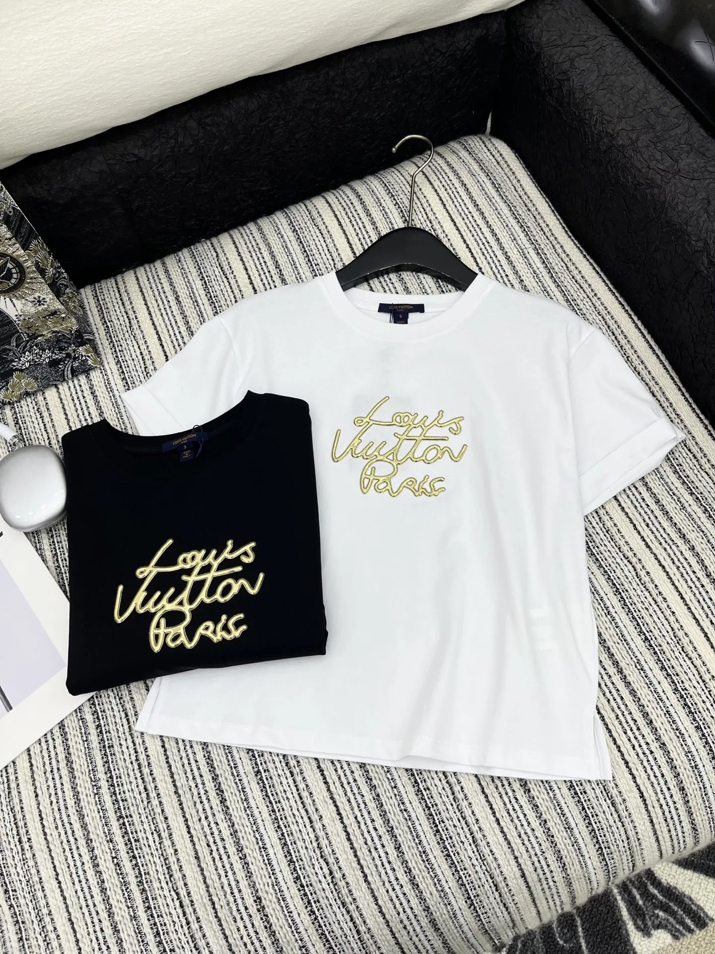 Louis Vuitton新作黒プリント半袖Tシャツ - 画像 (5)