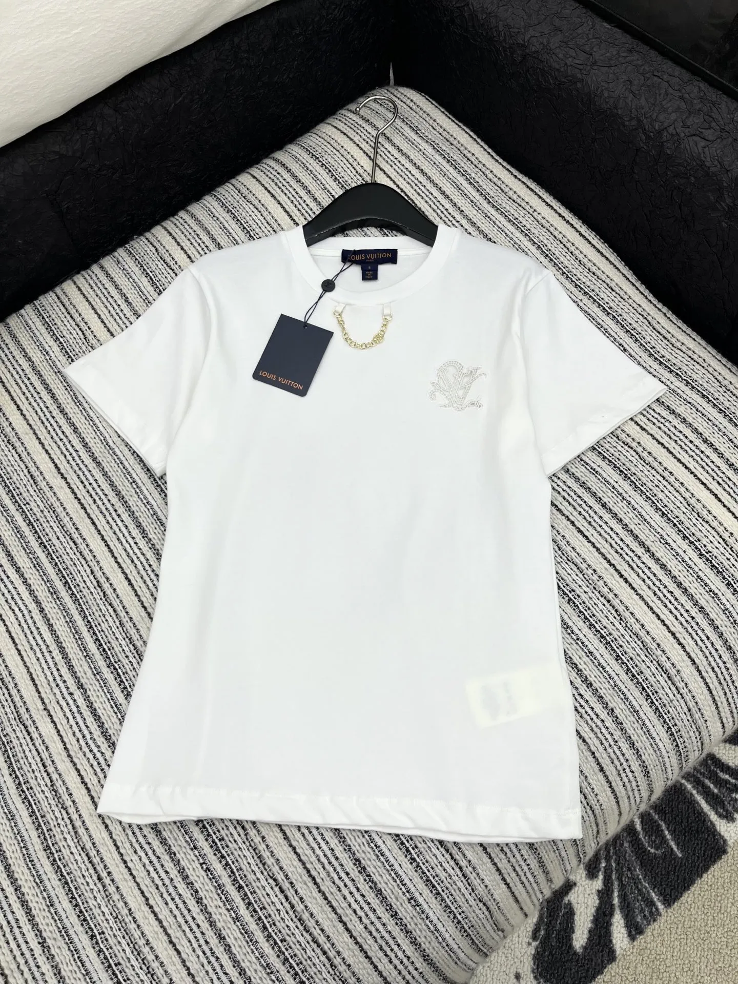 Louis Vuitton 2025新作 白 プリント半袖Tシャツ