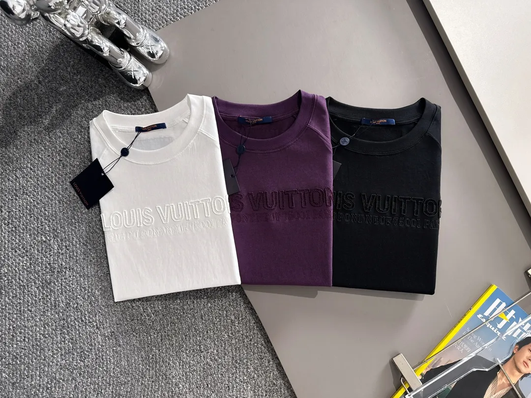 LOUIS VUITTON 2025新作 白 半袖Tシャツ - 画像 (10)