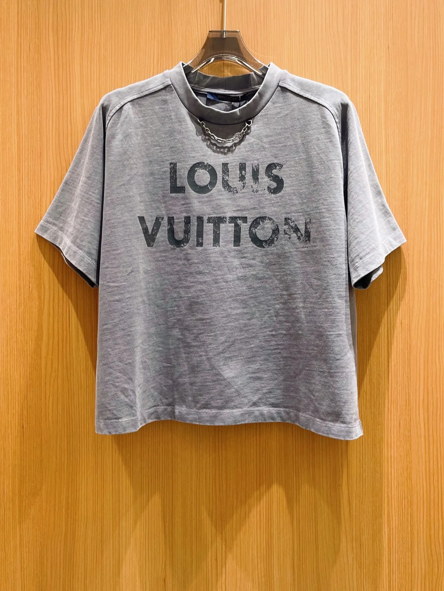 ルイヴィトン新作グレー半袖Tシャツ