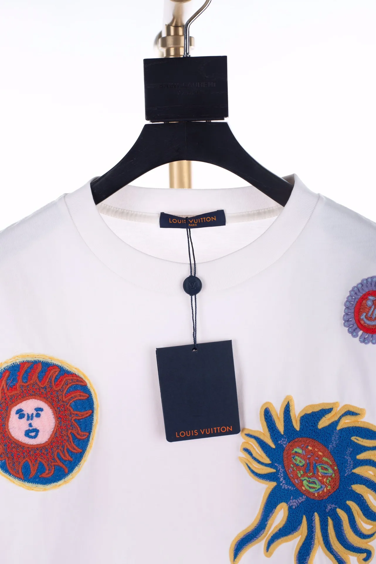 LOUIS VUITTON 新作 草間彌生 白 Tシャツ - 画像 (4)