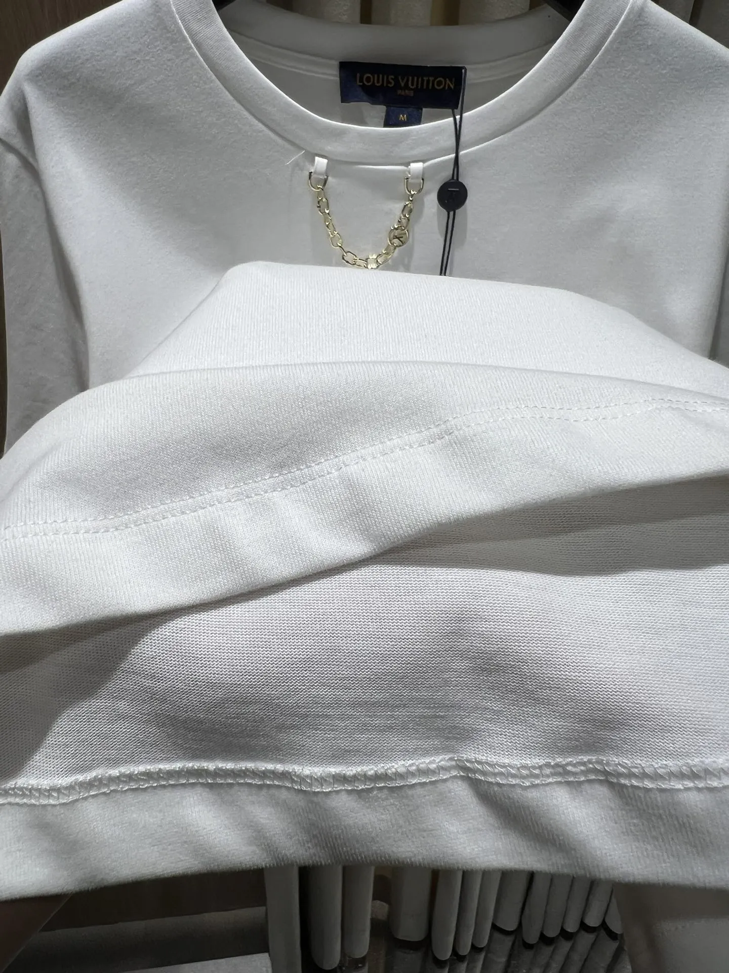 Louis Vuitton 白刺繍半袖Tシャツ新作 - 画像 (9)