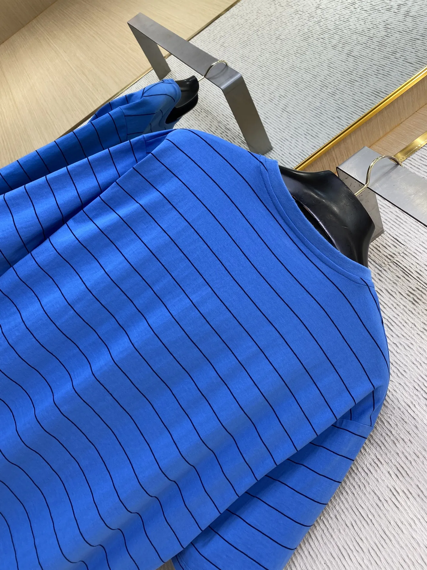 MIUMIU新作ブルーストライプ半袖Tシャツ - 画像 (10)