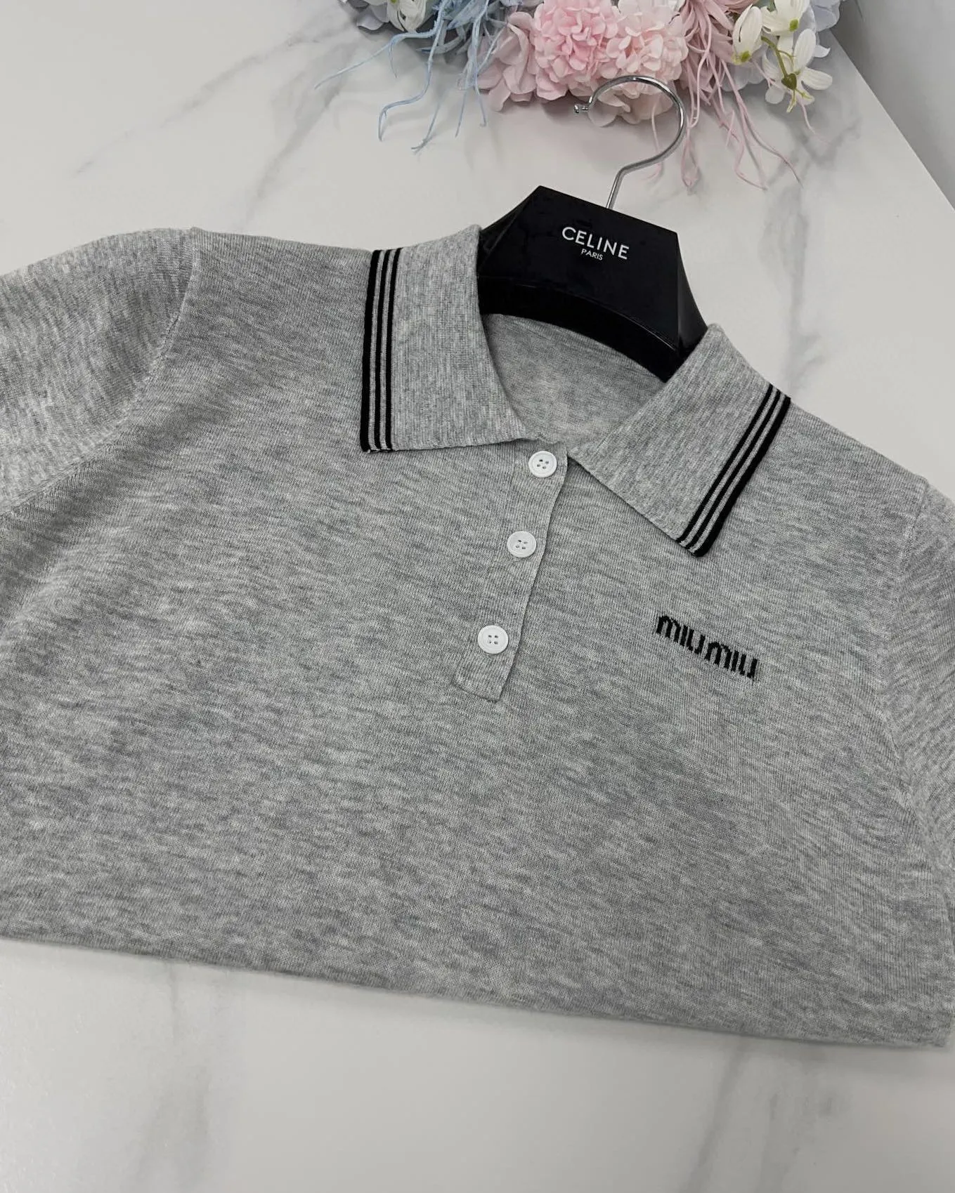 MIU MIU グレーアルファベットポロニット - 画像 (4)