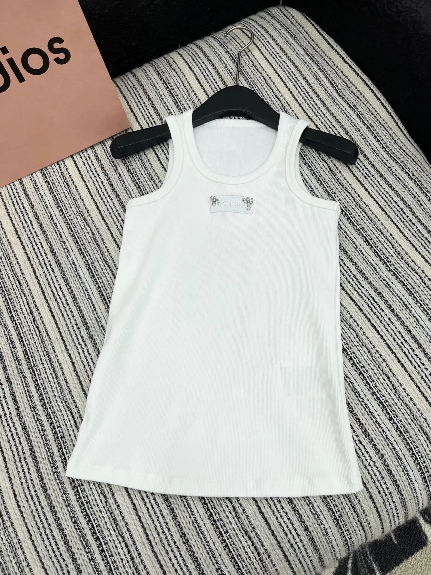 Moncler新作白色キャミソール