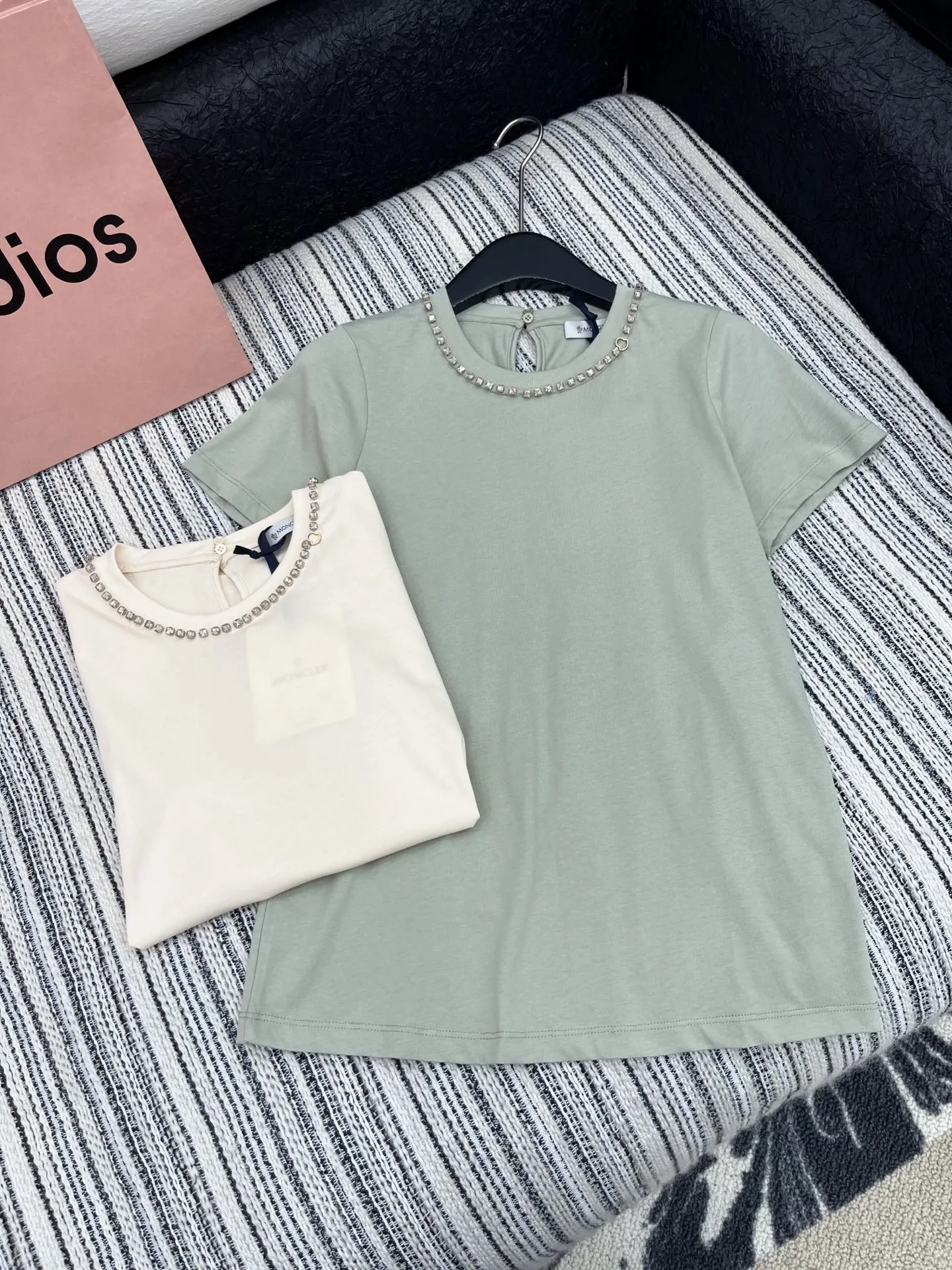 Moncler新作アプリコット色半袖Tシャツ - 画像 (5)