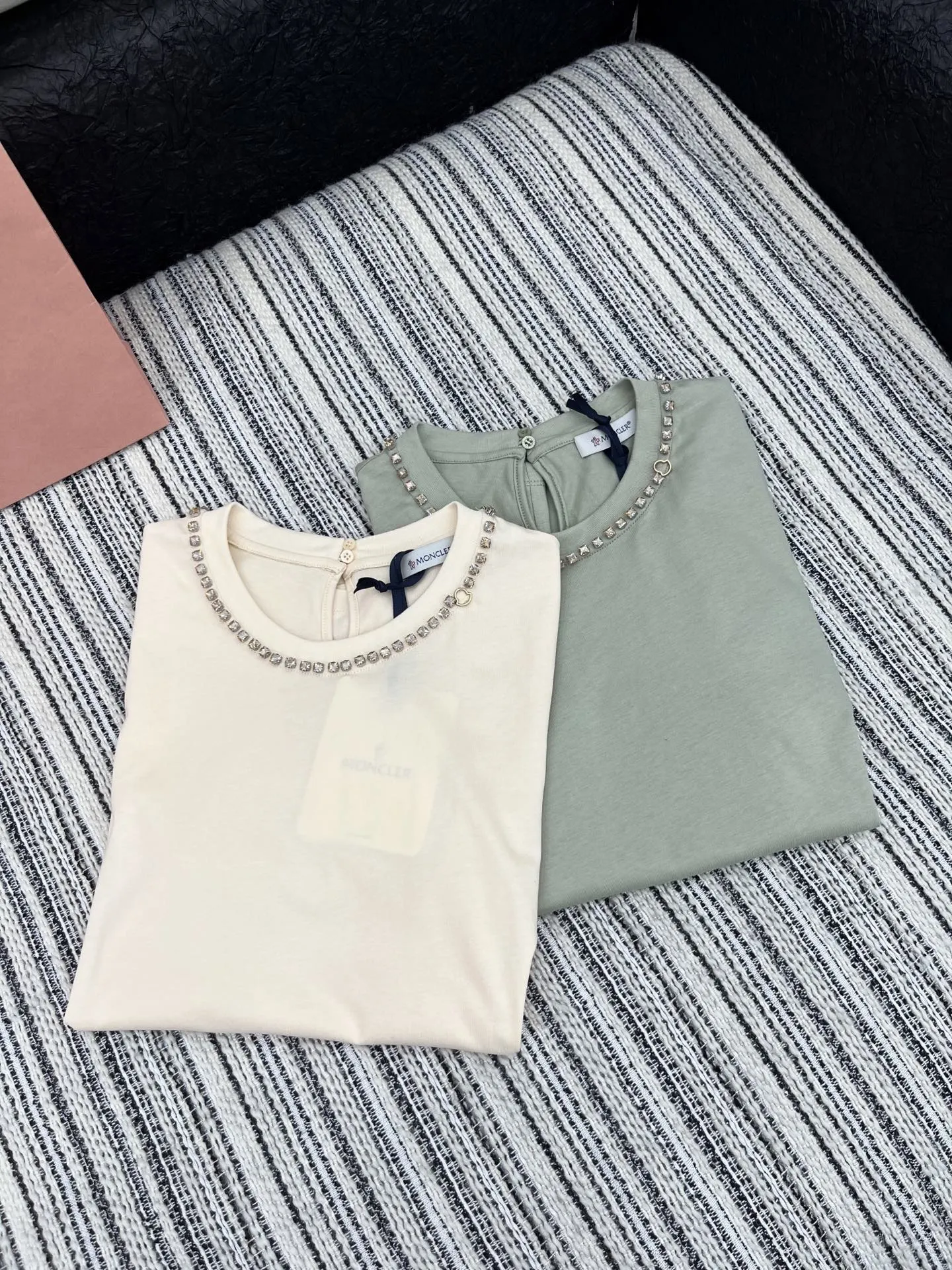 Moncler新作アプリコット色半袖Tシャツ - 画像 (6)