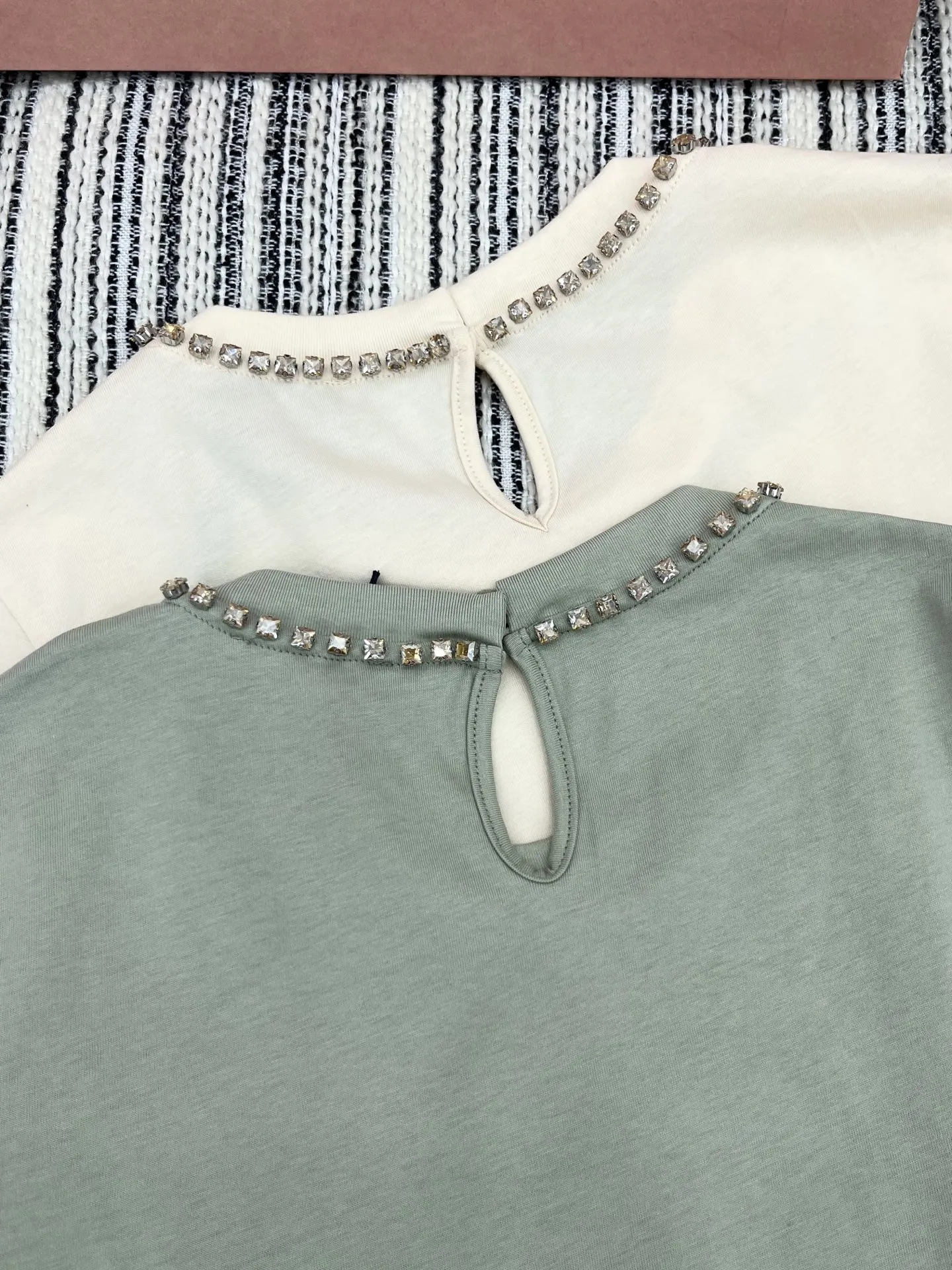 Moncler新作アプリコット色半袖Tシャツ - 画像 (9)