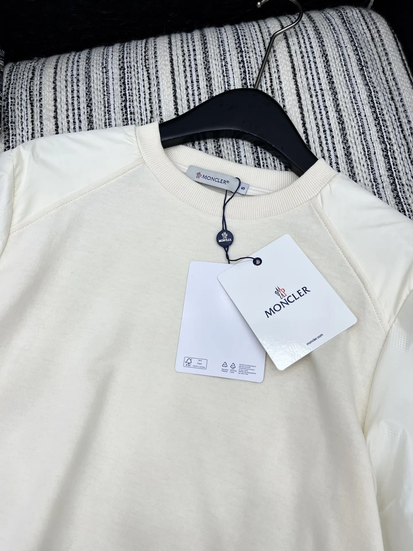 Moncler新作米白抽绳短袖Tシャツ - 画像 (3)