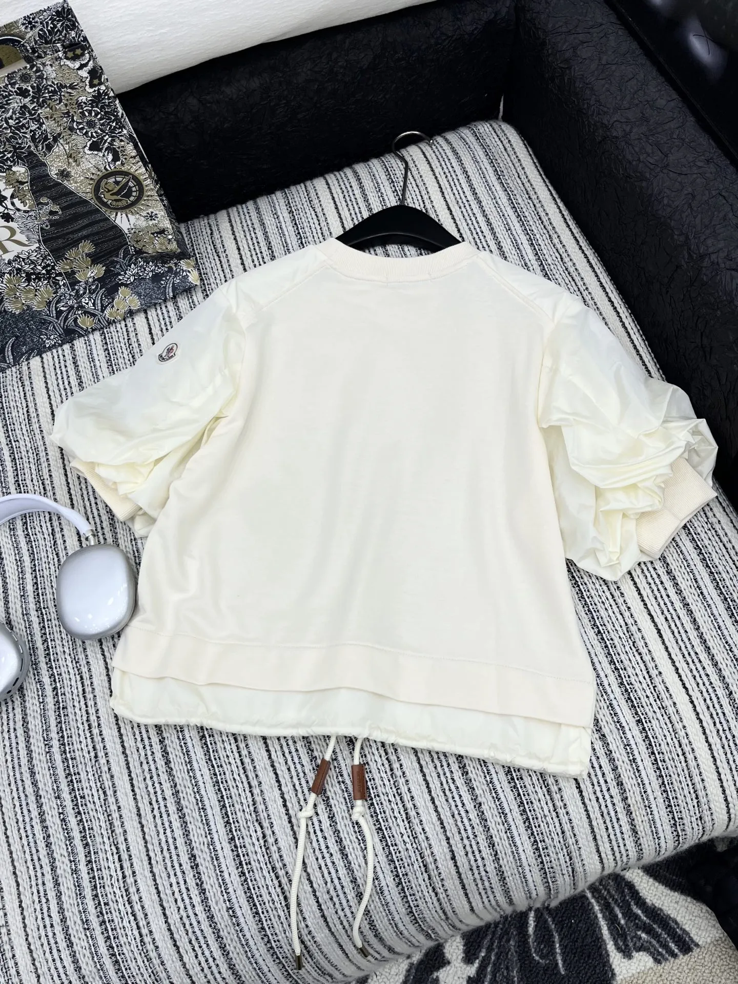 Moncler新作米白抽绳短袖Tシャツ - 画像 (8)