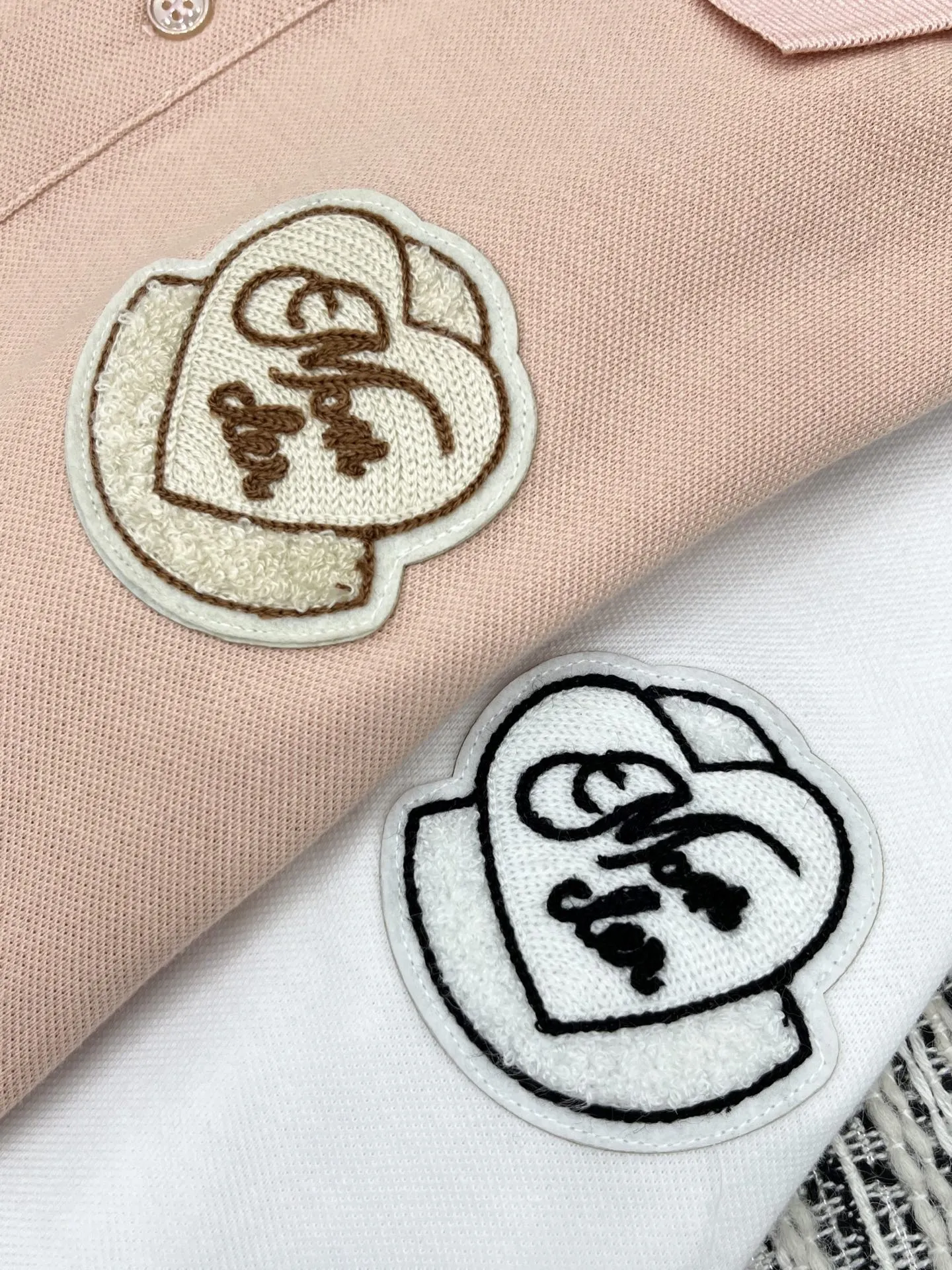 Moncler新作刺繍半袖ポロTシャツ白ピンク - 画像 (7)