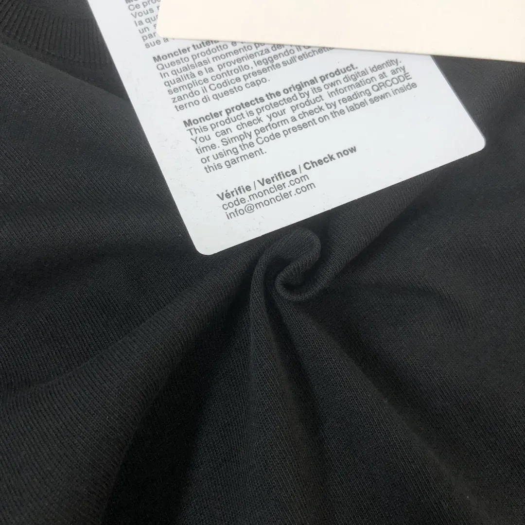 MONCLER新作黒半袖Tシャツ - 画像 (8)