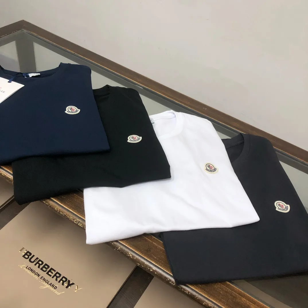 MONCLER新作黒半袖Tシャツ - 画像 (3)