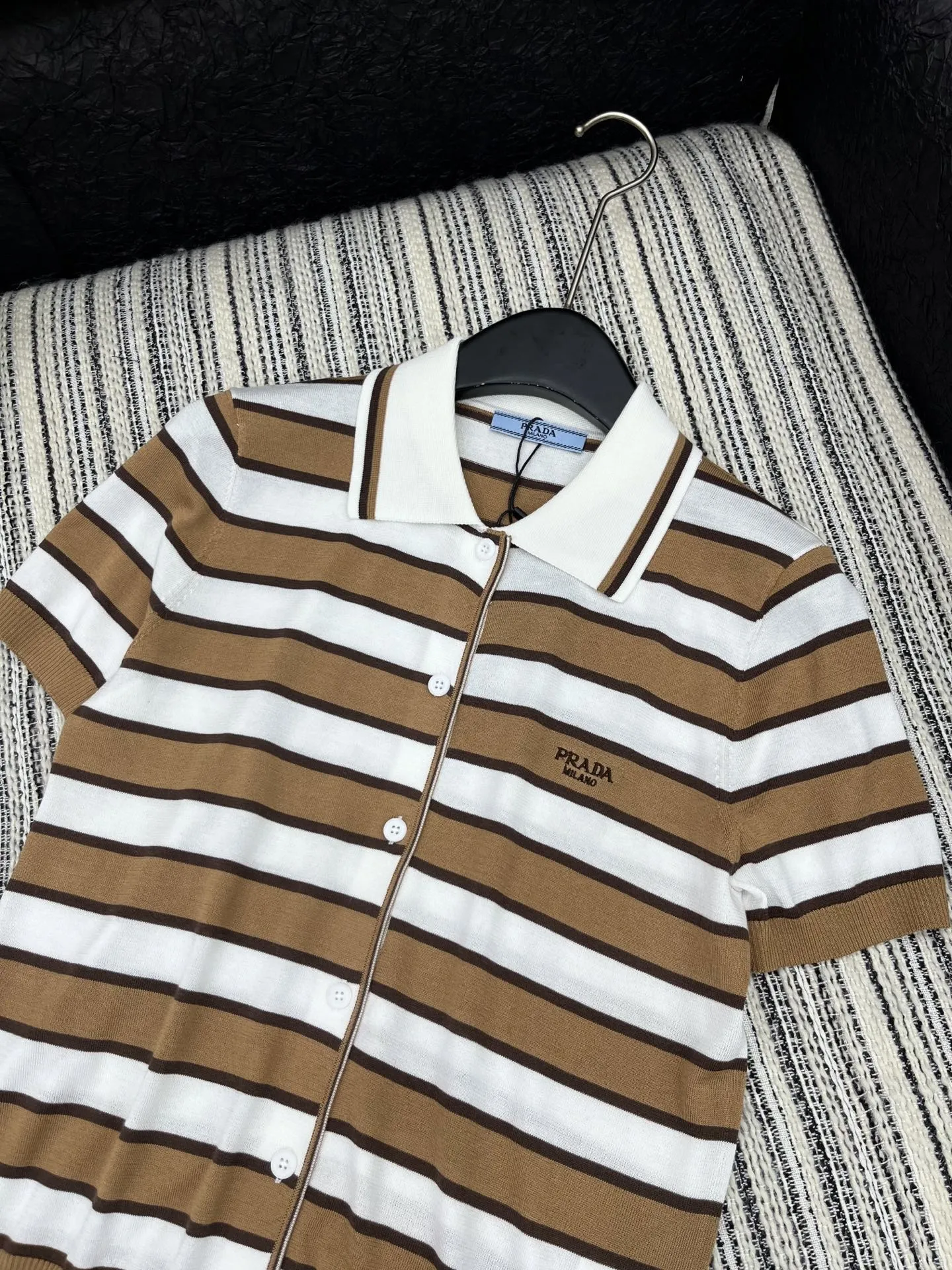 Prada ストライプ編み物半袖トップス 茶白 - 画像 (3)