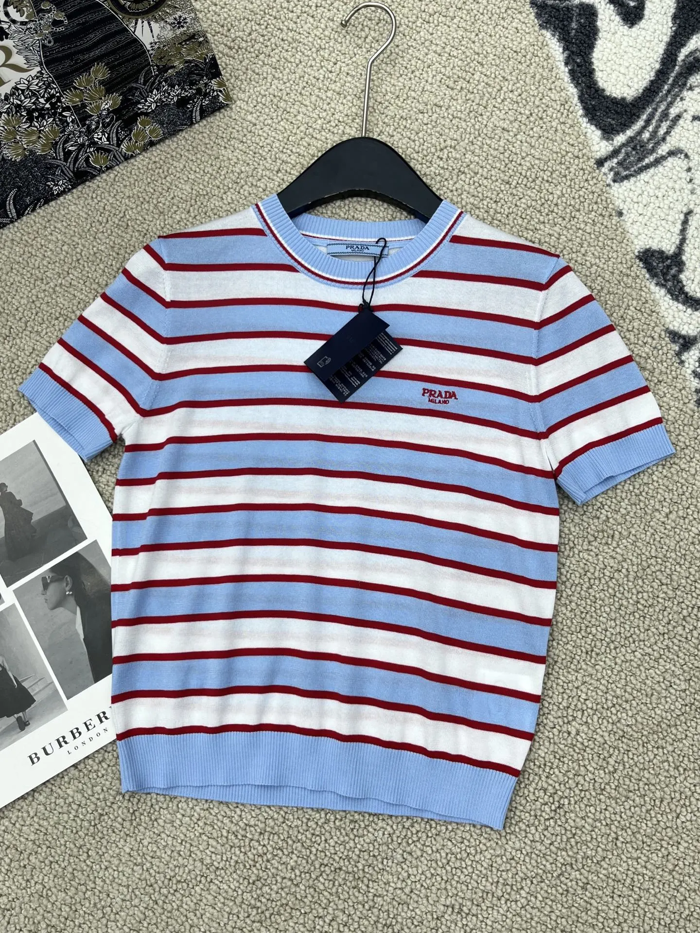 Prada ストライプ編み物半袖Tシャツ 青白赤