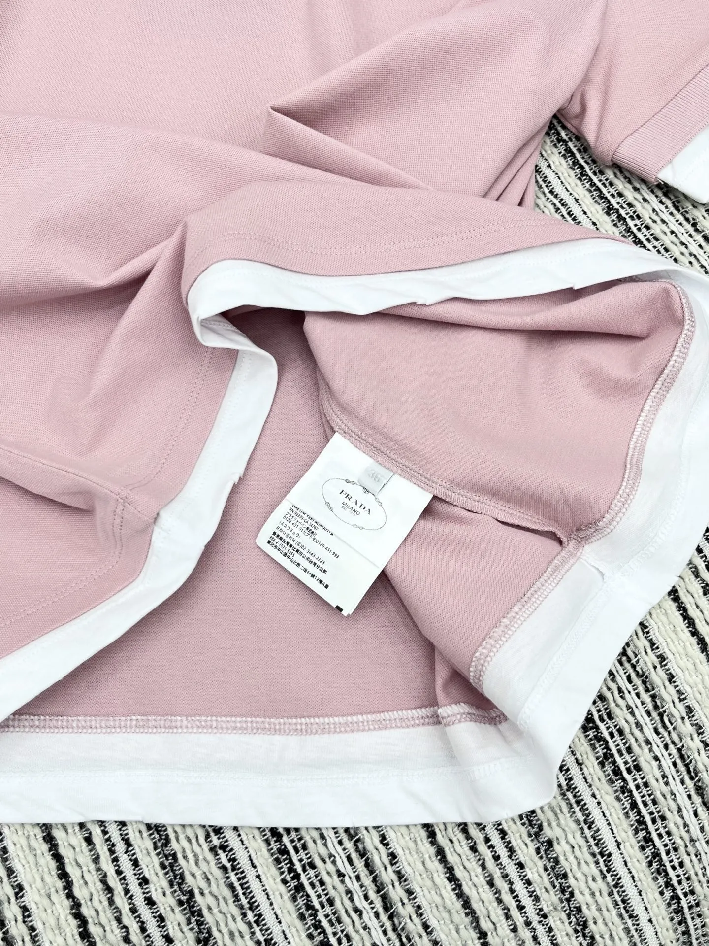 Prada新作ピンク偽の2ピース半袖Tシャツ - 画像 (5)