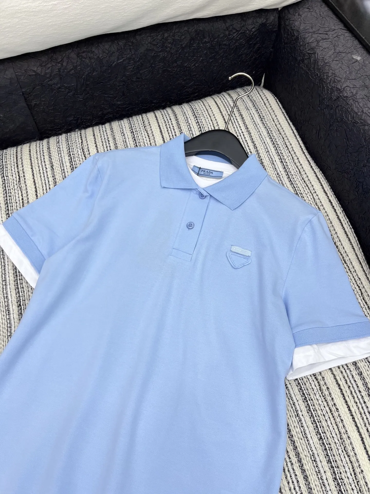 Prada新作ピンク半袖Tシャツ偽の2ピース - 画像 (3)