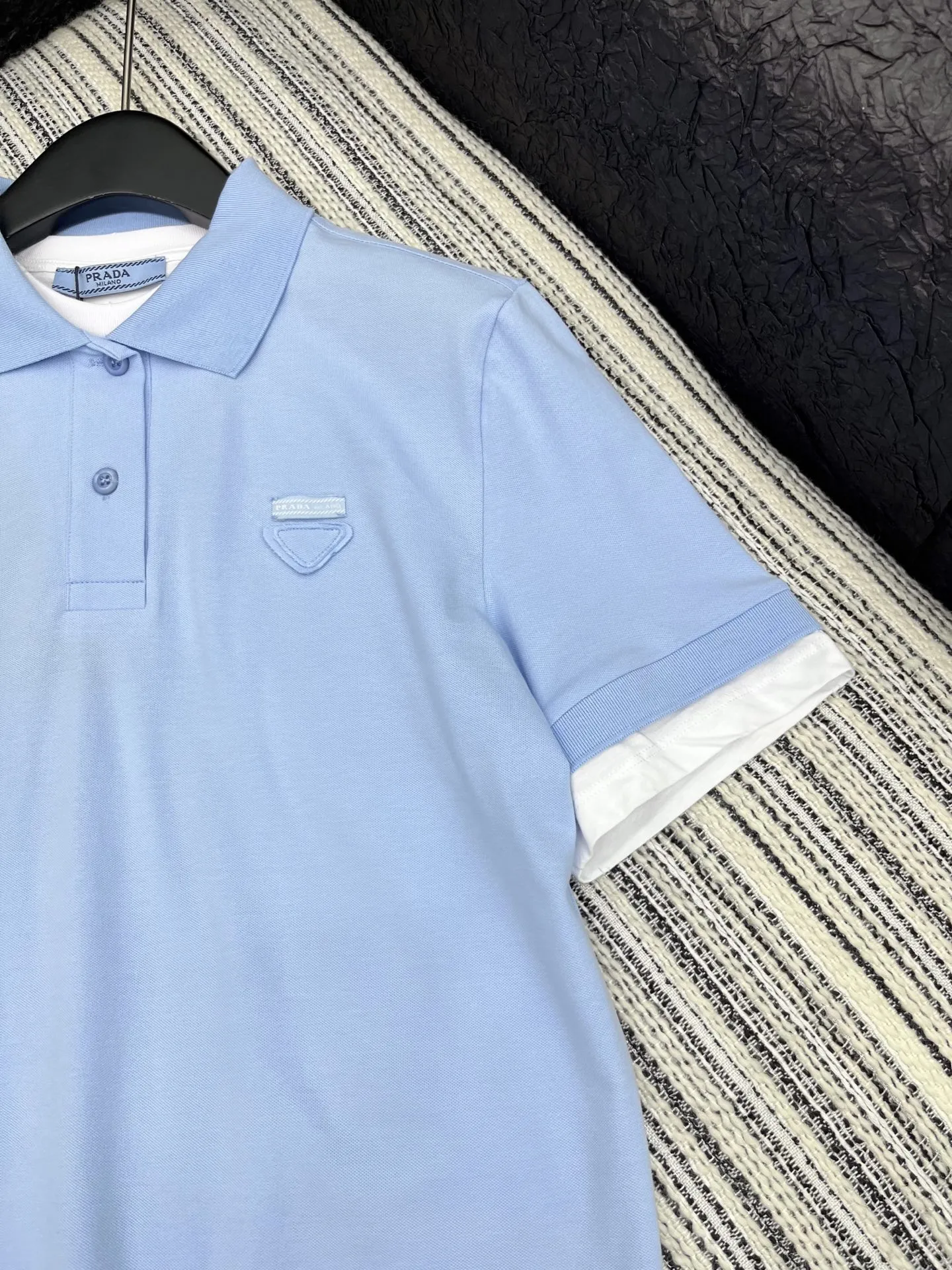 Prada新作ピンク半袖Tシャツ偽の2ピース - 画像 (4)