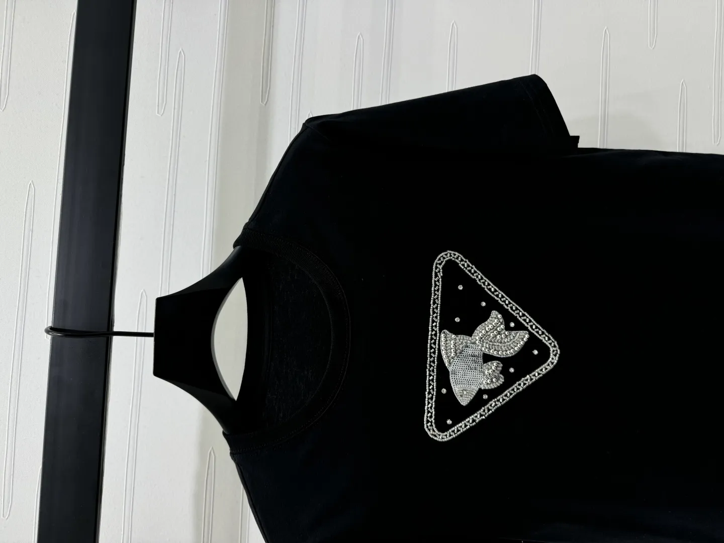 Prada新作黒半袖Tシャツトライアングルロゴ - 画像 (3)