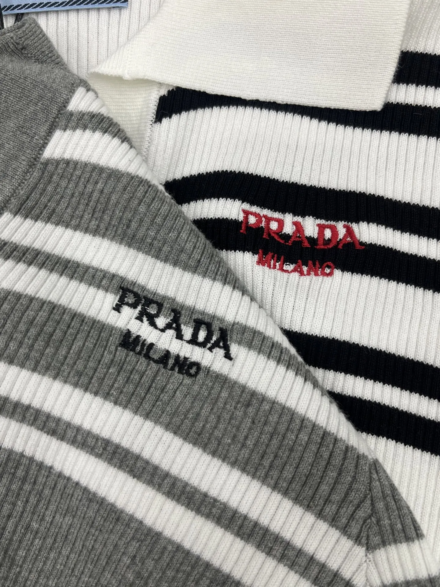 Prada新作ストライプ半袖ニットトップス白灰 - 画像 (7)