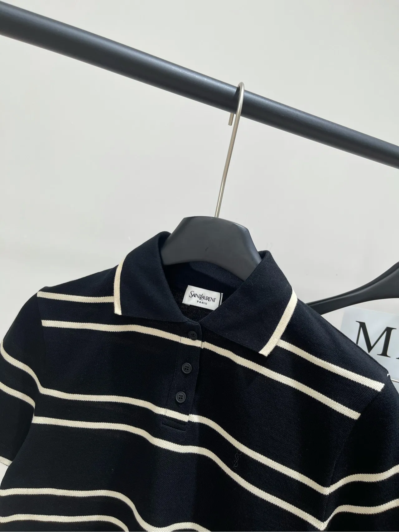 Yves Saint Laurent 米黒ストライプポロ半袖Tシャツ - 画像 (3)