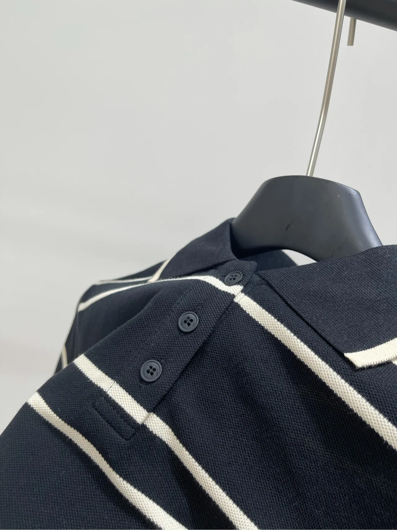 Yves Saint Laurent 米黒ストライプポロ半袖Tシャツ - 画像 (6)