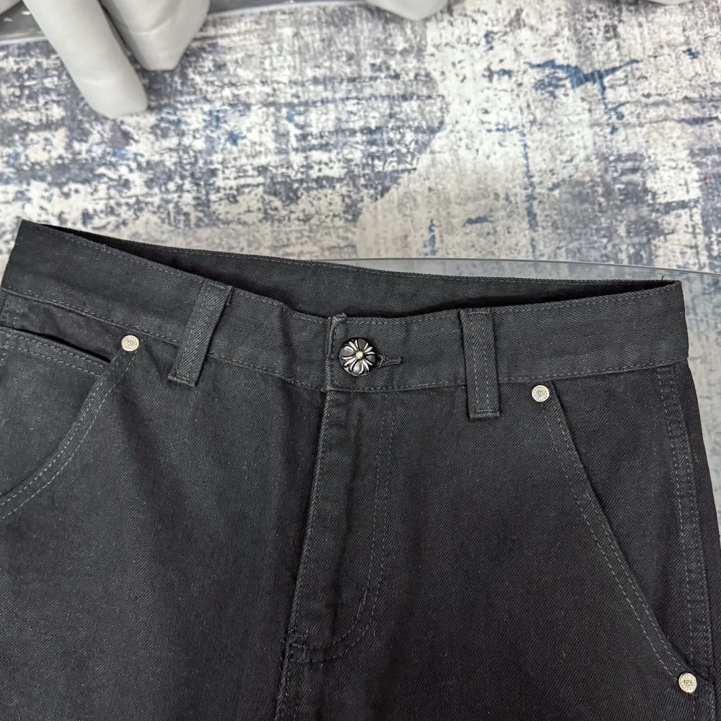 Chrome Hearts 黒 グラフィティワークパンツ - 画像 (4)